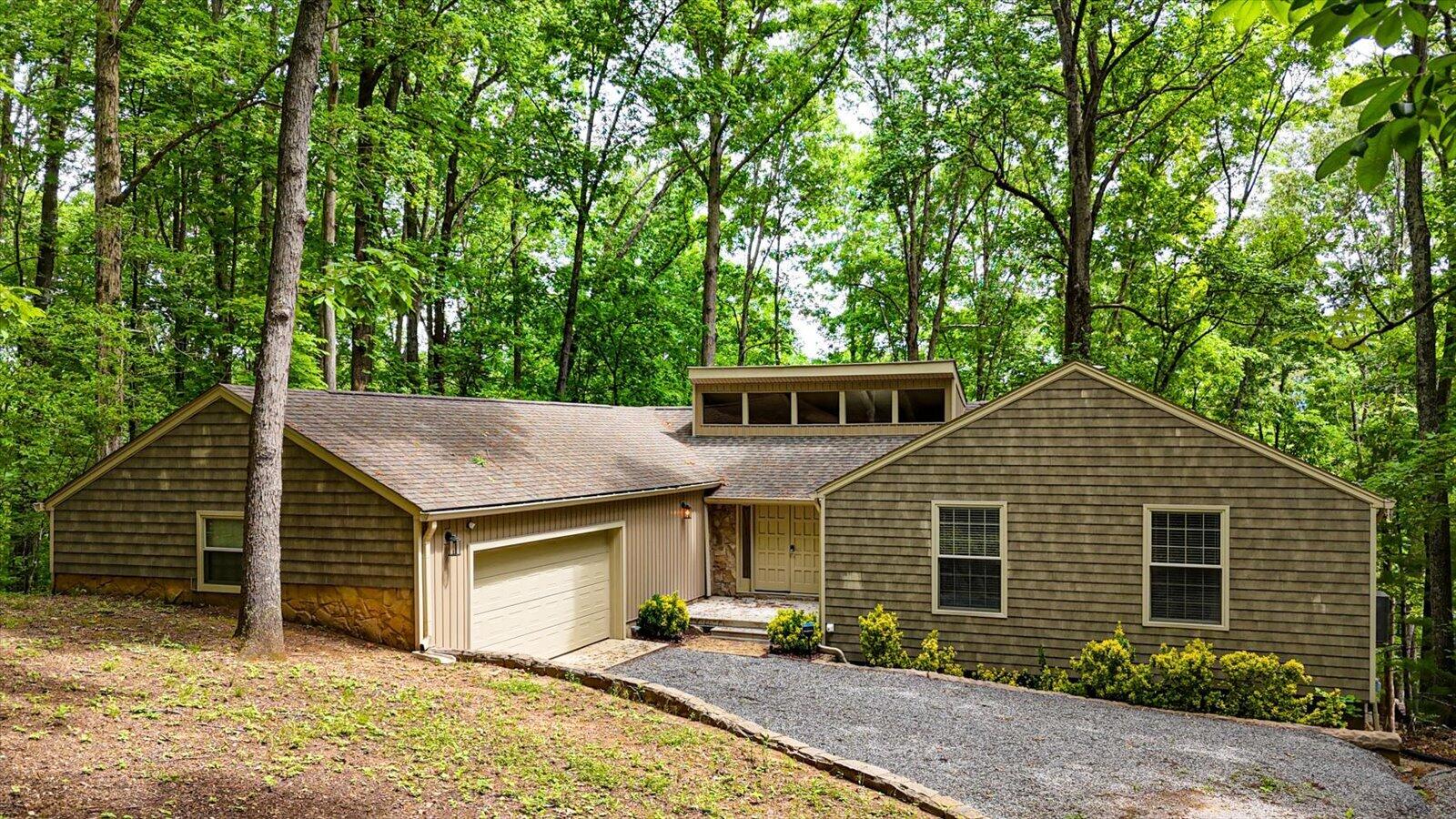 114 Carpenter Road — photo
