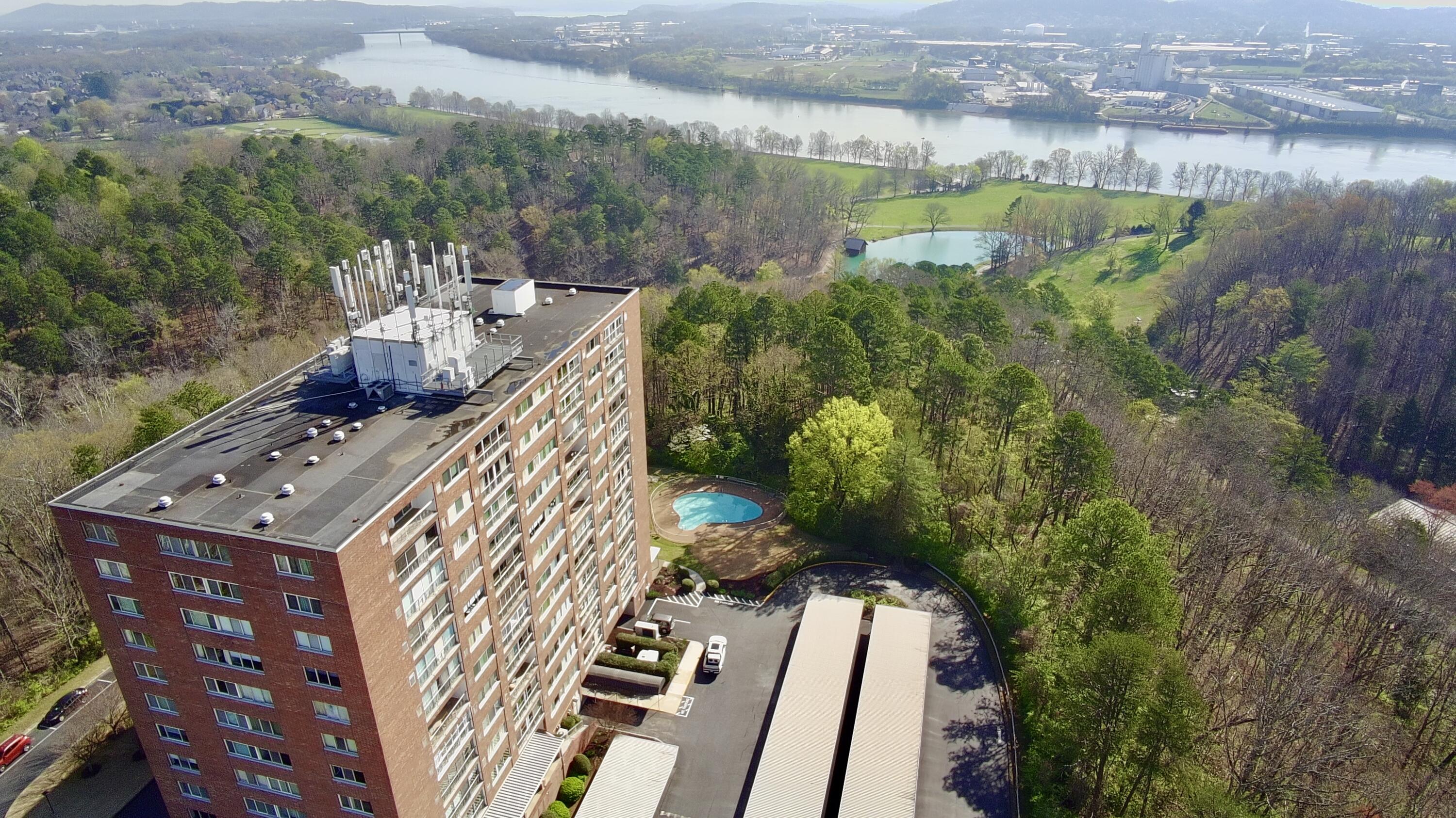 1414 Continental Drive, #906 — photo
