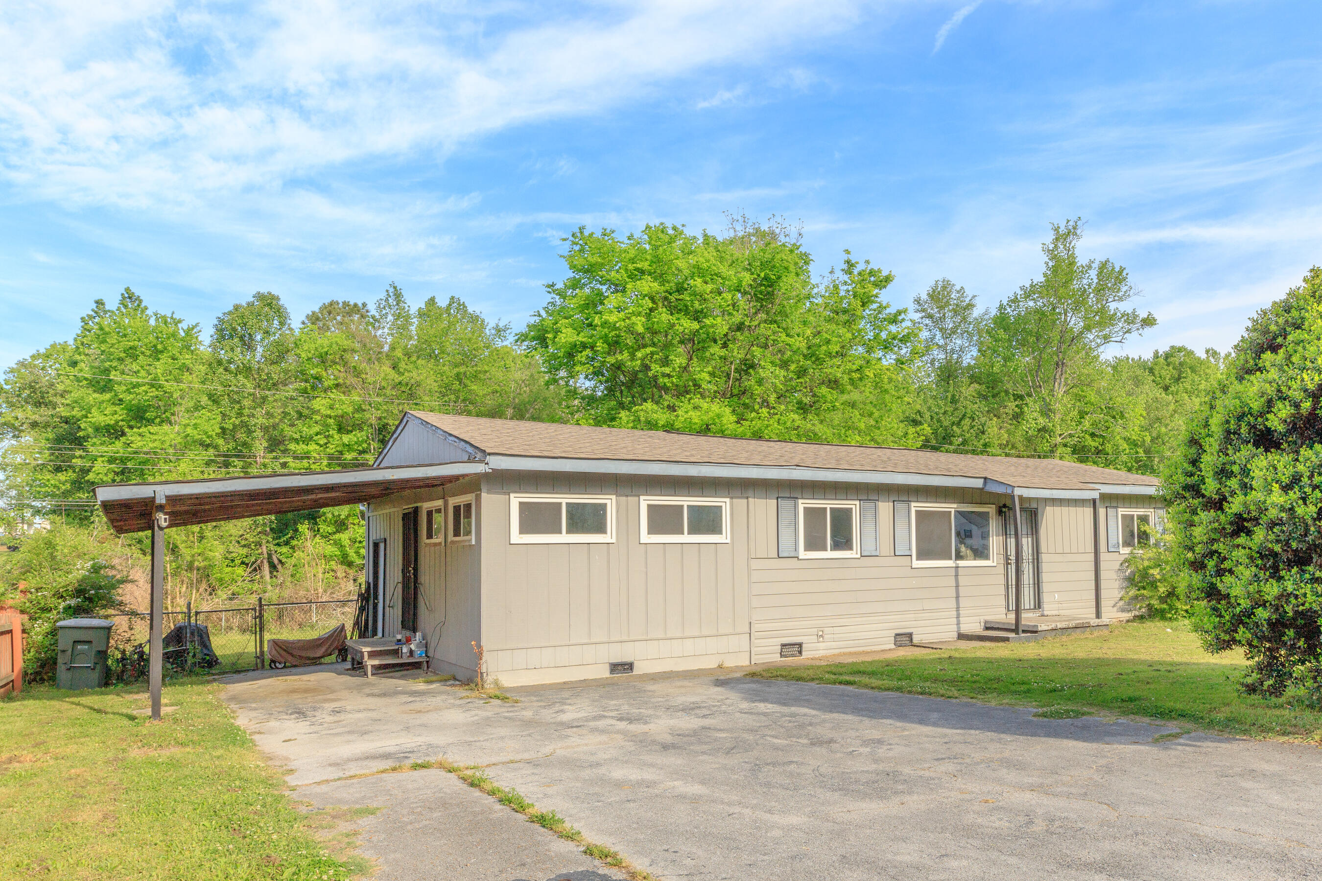5007 Jarrett Road — photo