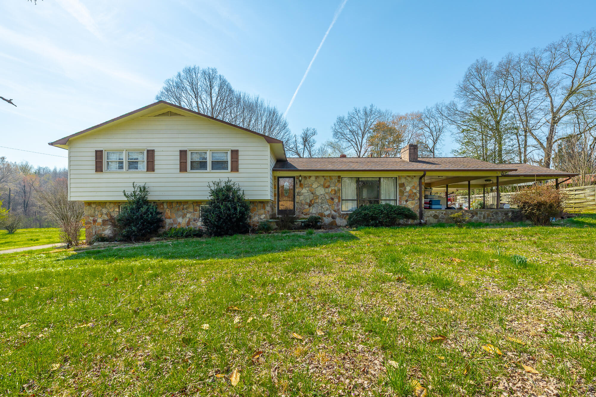 724 Watts Bar Highway — photo