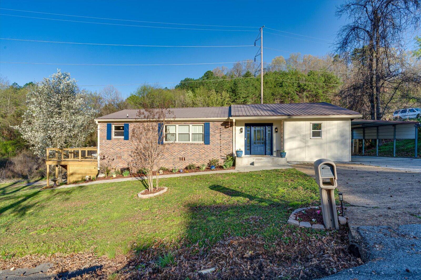215 Waheela Drive — photo