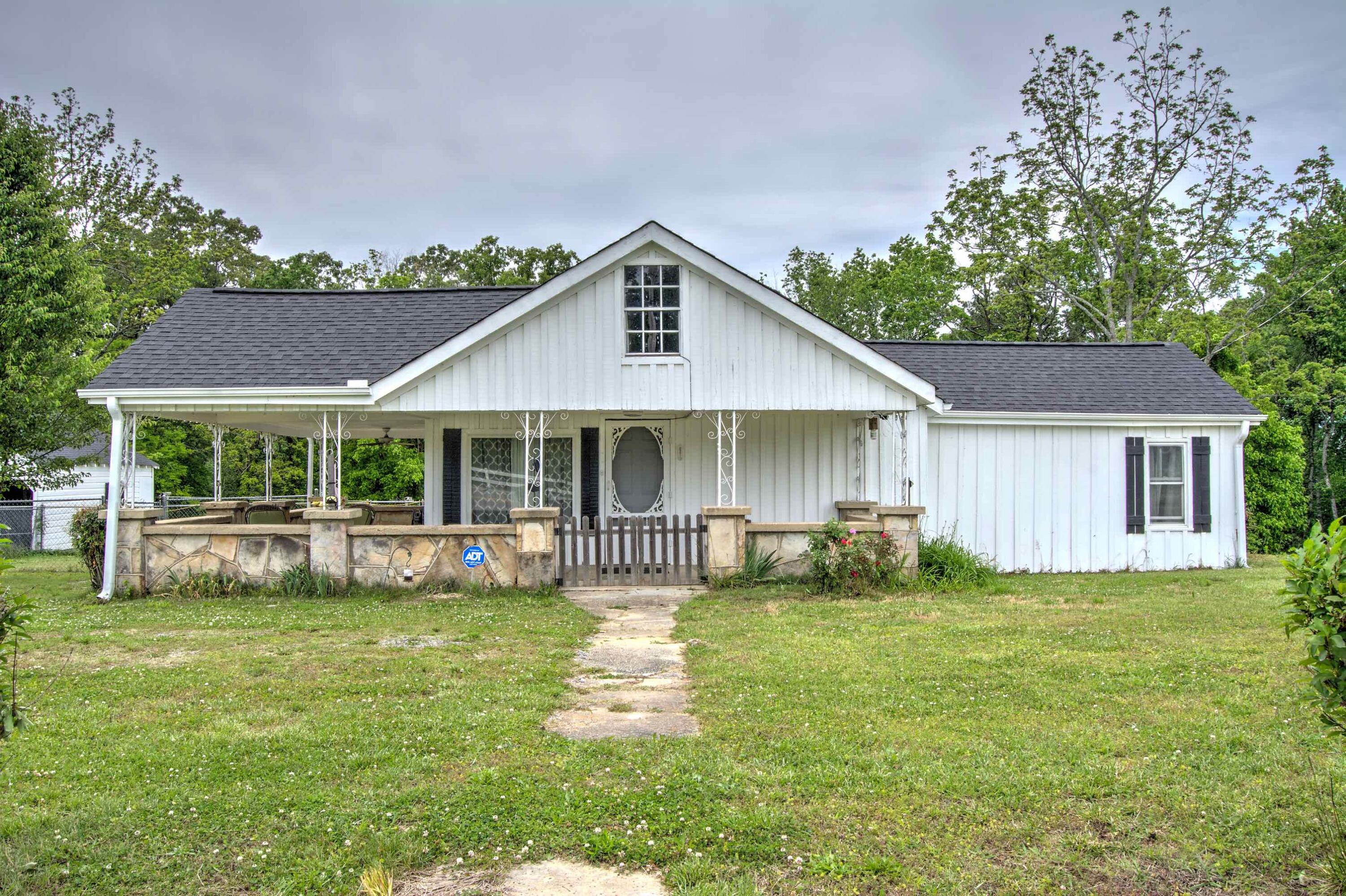 1115 Alabama 73 — photo