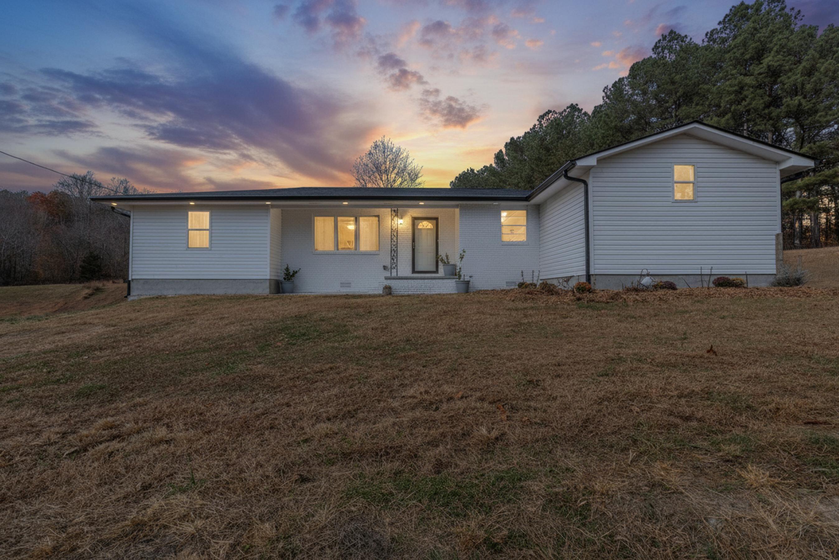1144 Ridgeway Road, LaFayette GA 30728