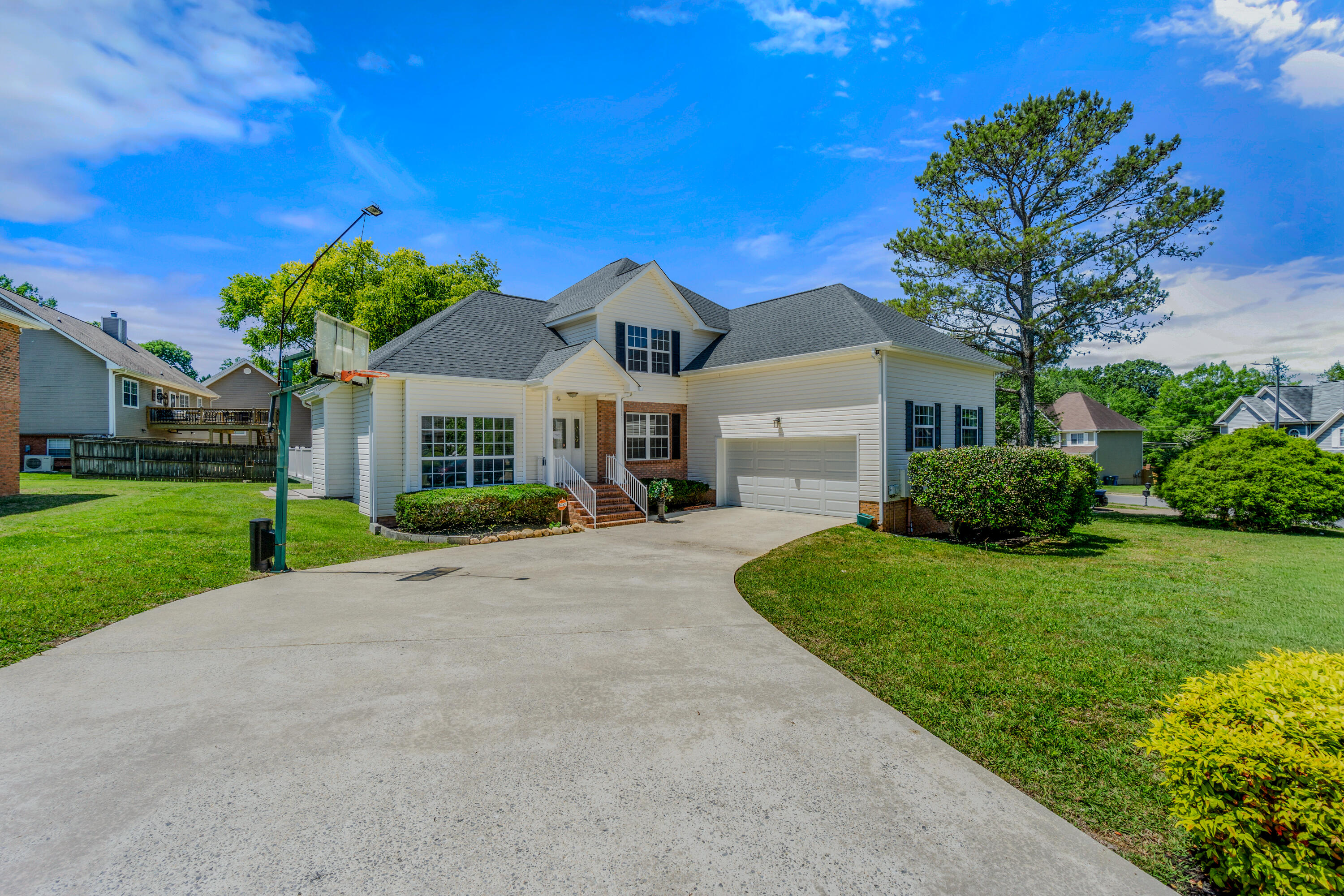 8623 Georgetown Trace Lane — photo