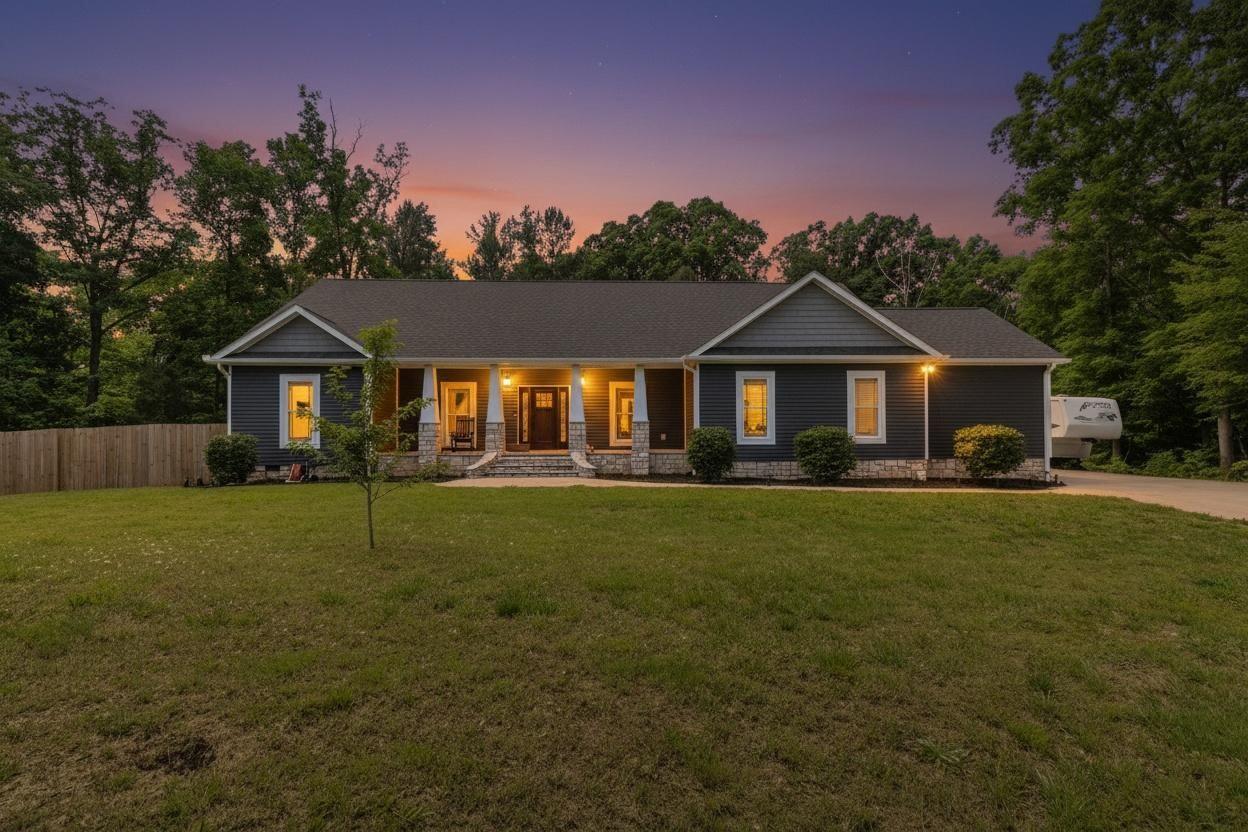 215 Red Oak Ridge Drive — photo