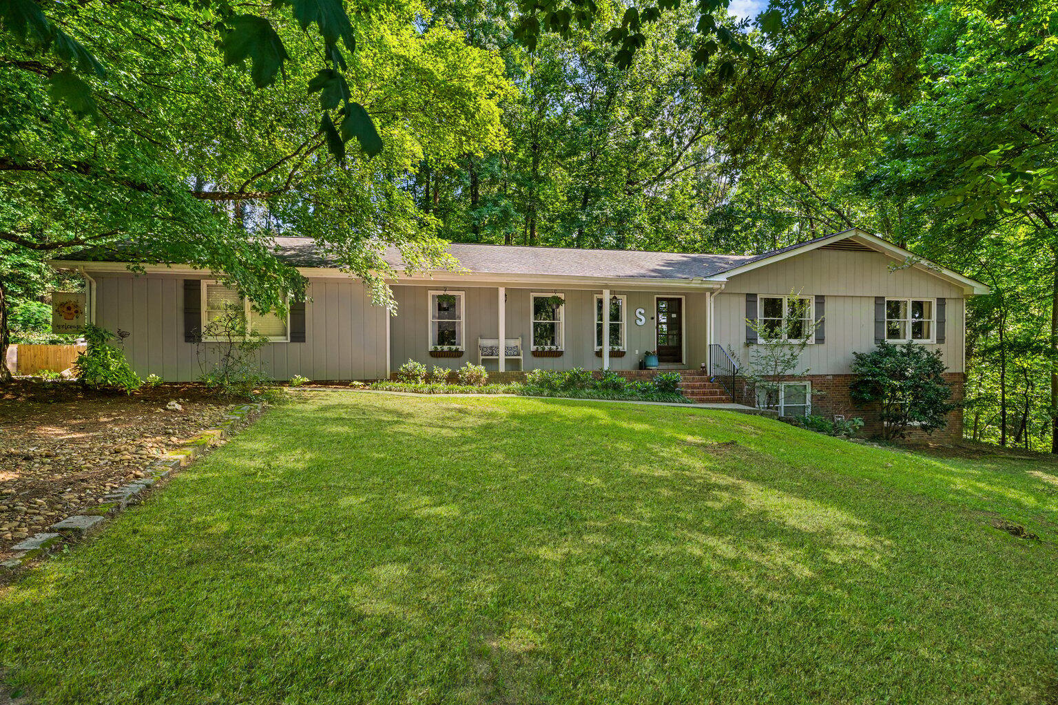 2903 Hickory Lane — photo