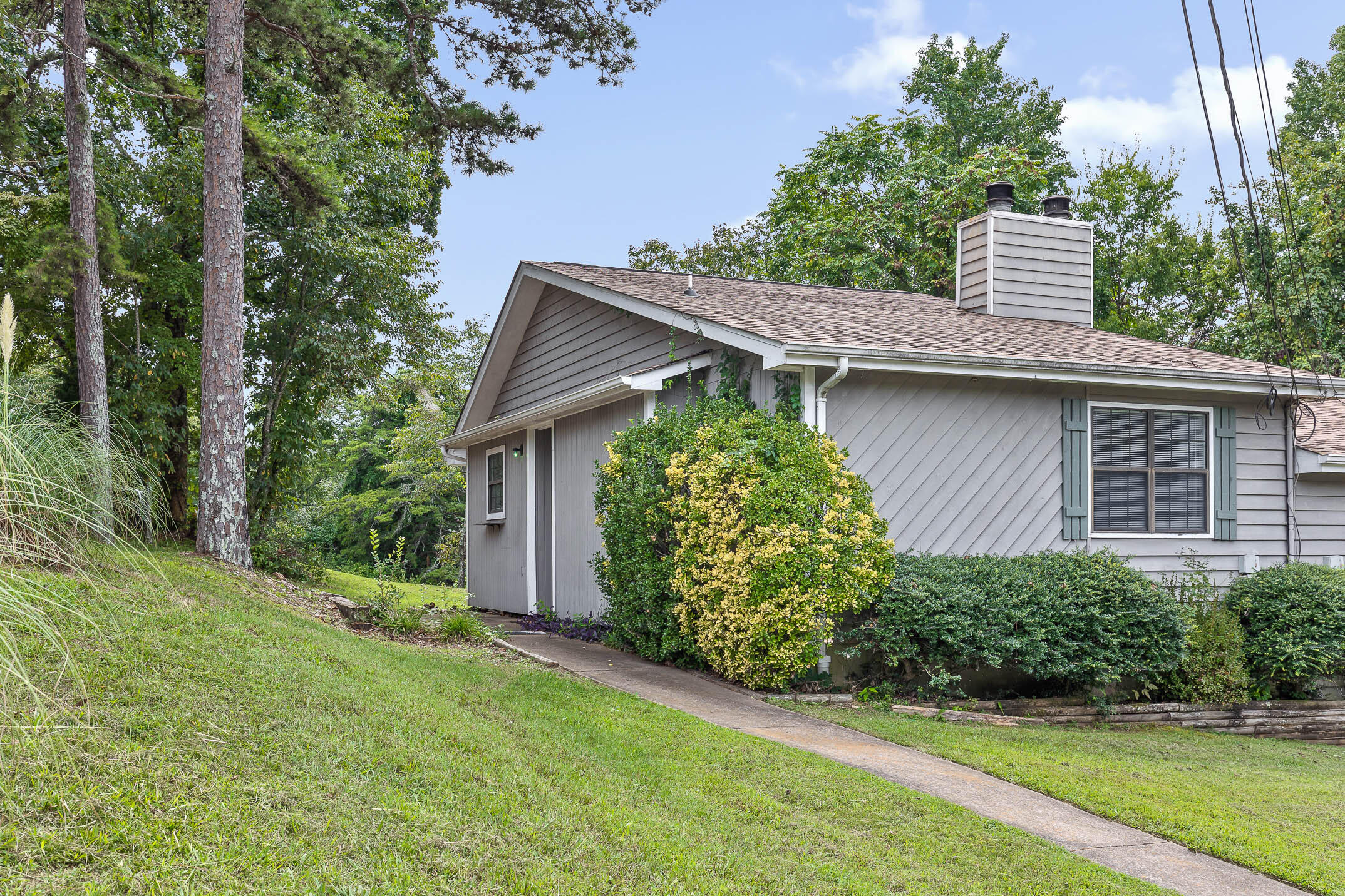 8856 Millard Lee Lane — photo