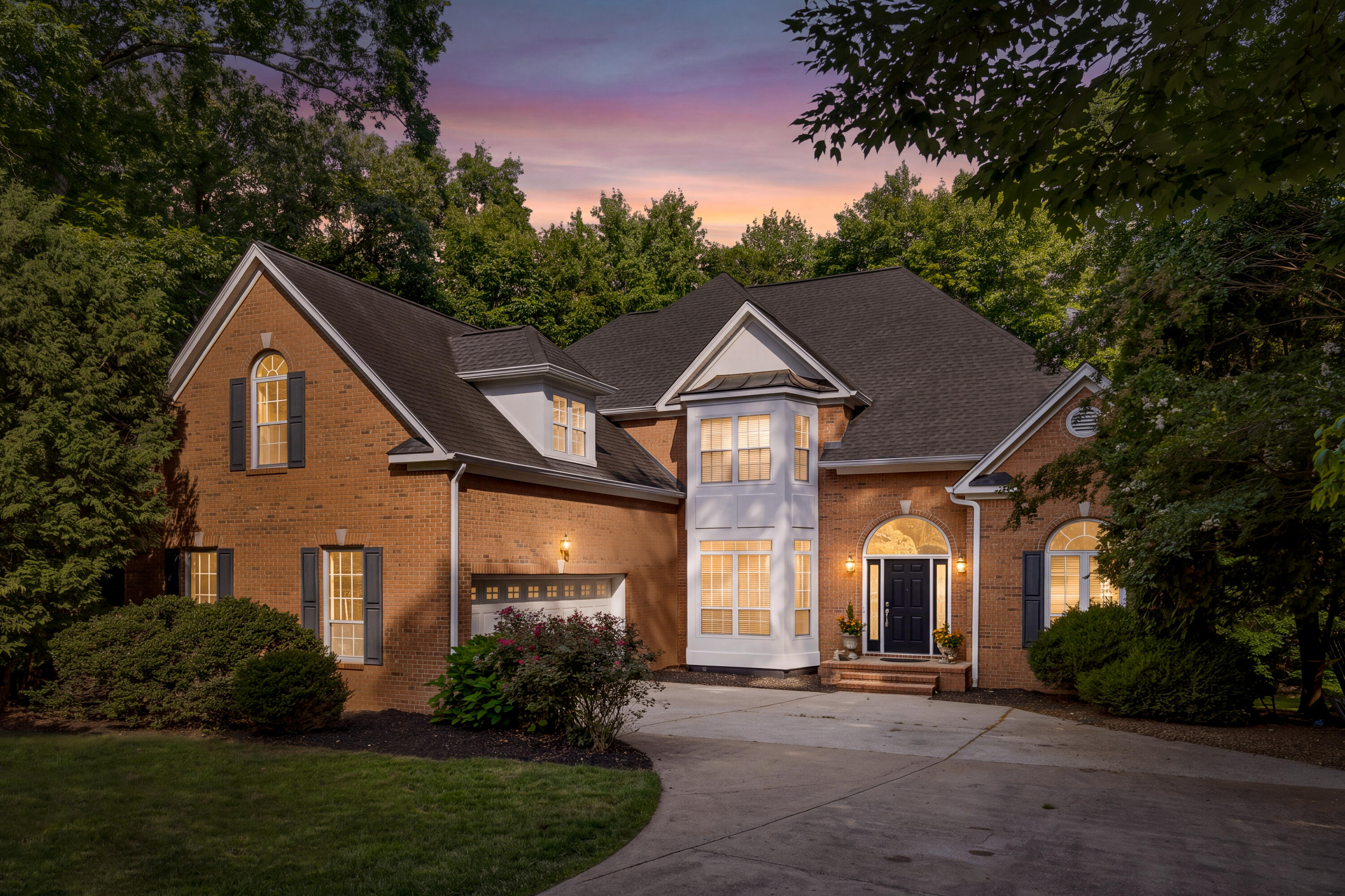 2305 Covington Cove Lane — photo