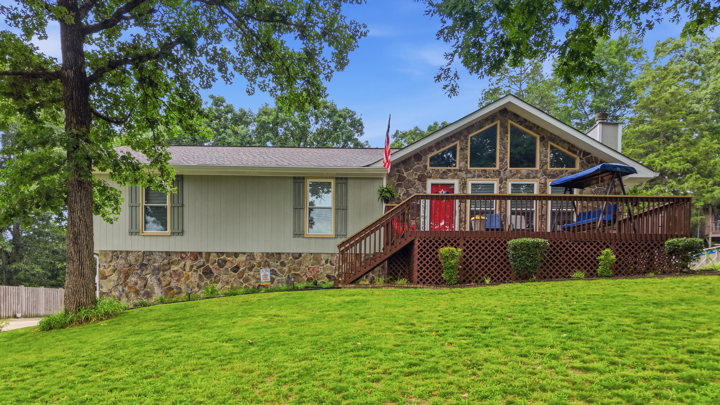7048 Pinebrook Drive — photo