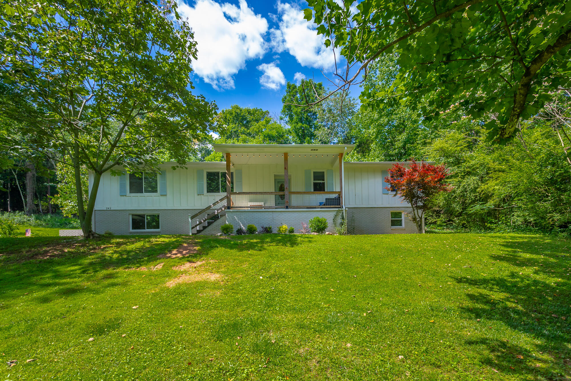 242 Hays Hollow Road — photo