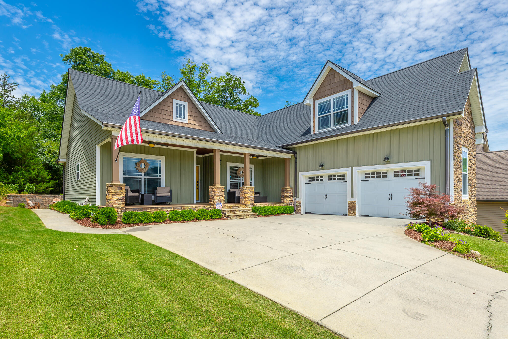 3600 Willow Lake Circle — photo