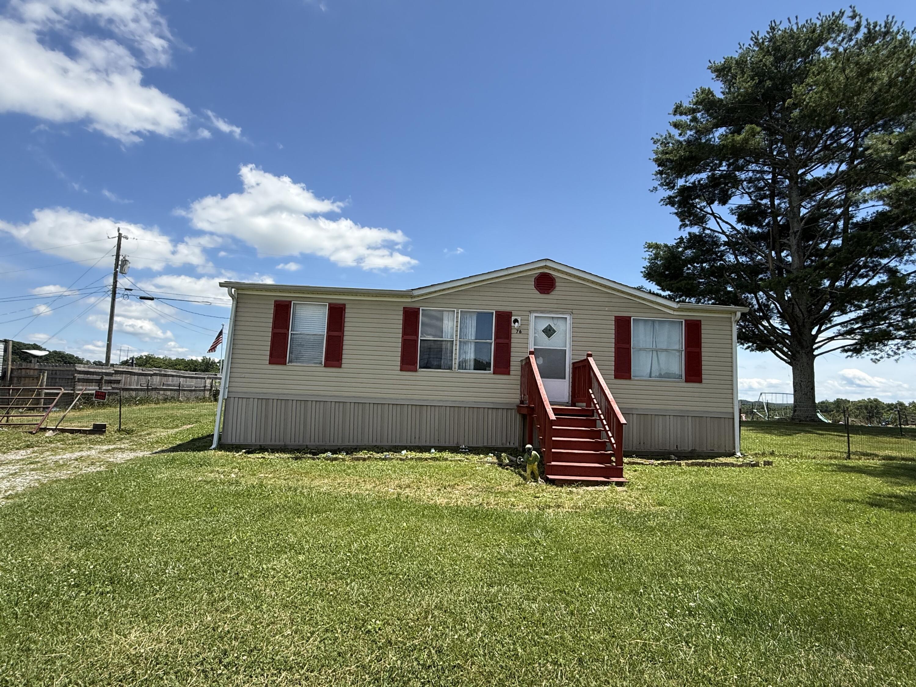 76 Kelsey Lane — photo