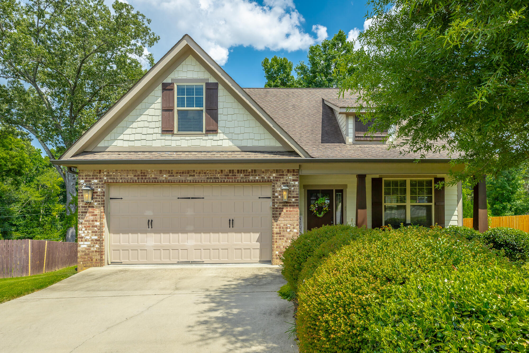 7317 Huntley Lane — photo