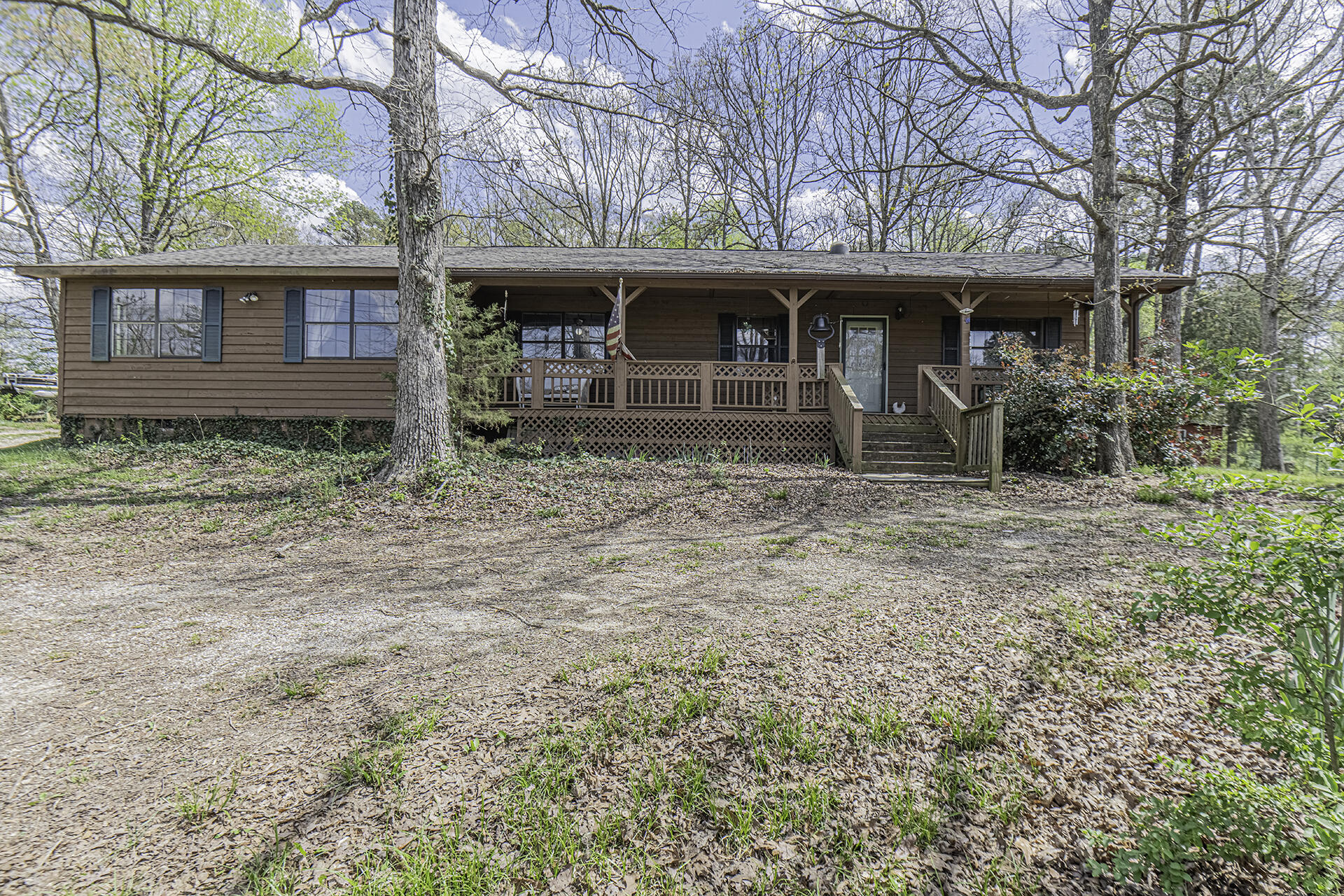 221 Forest Hills Drive — photo