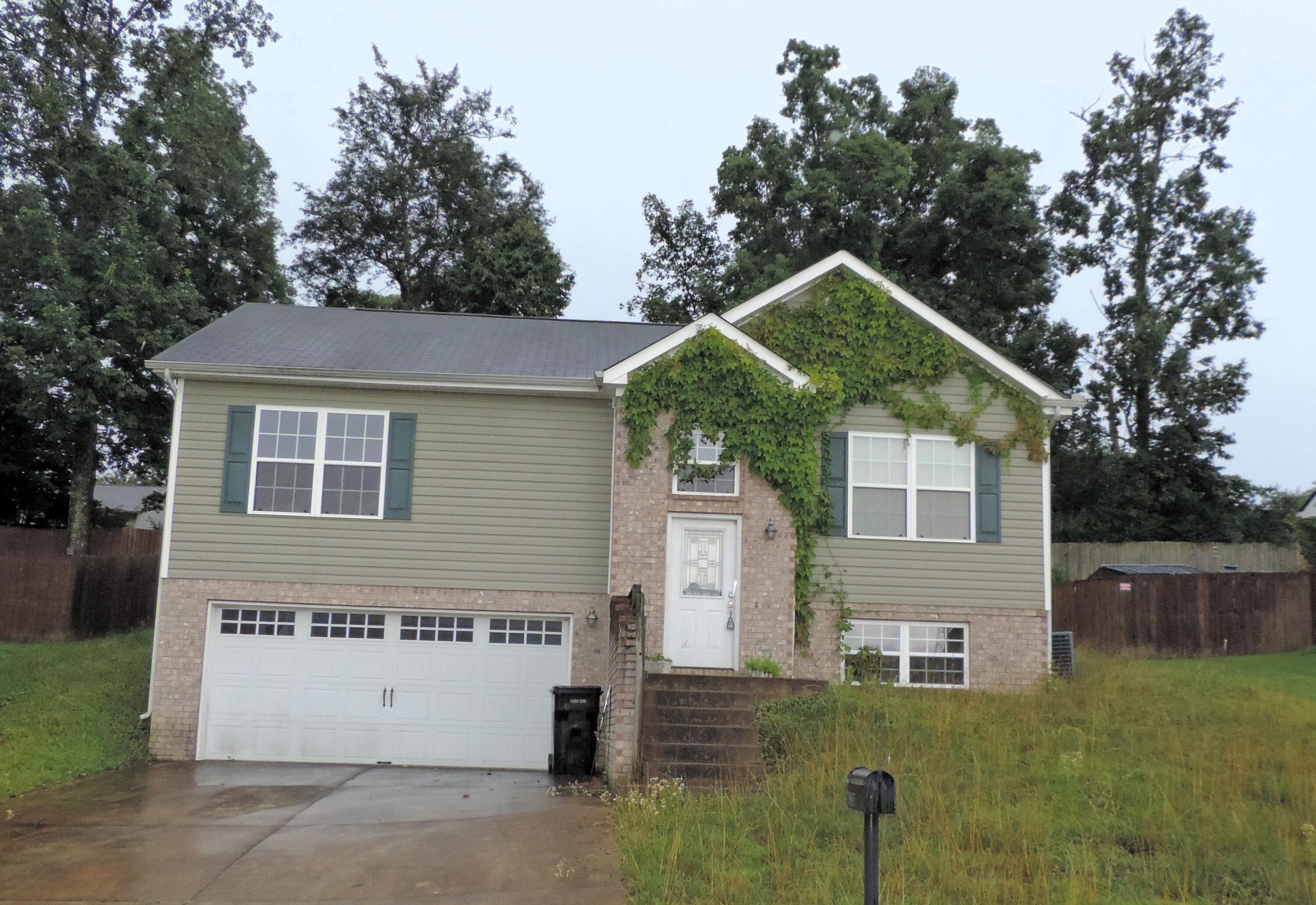 2057 Short Leaf Lane — photo