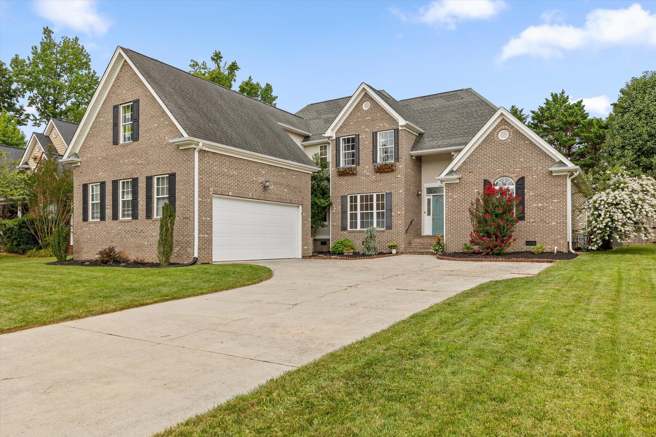 9859 Fieldcrest Drive — photo
