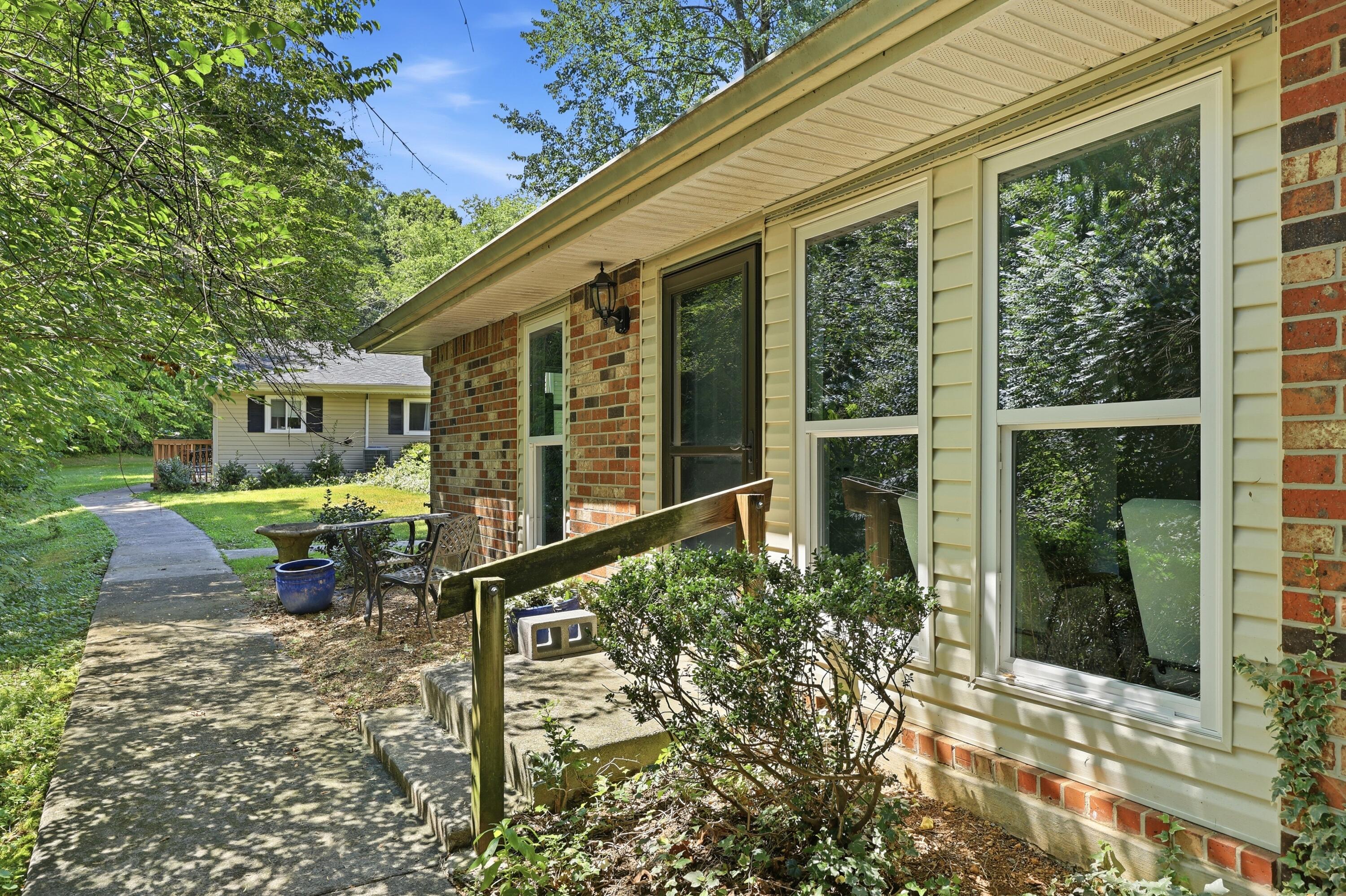3833 S Quail Lane — photo