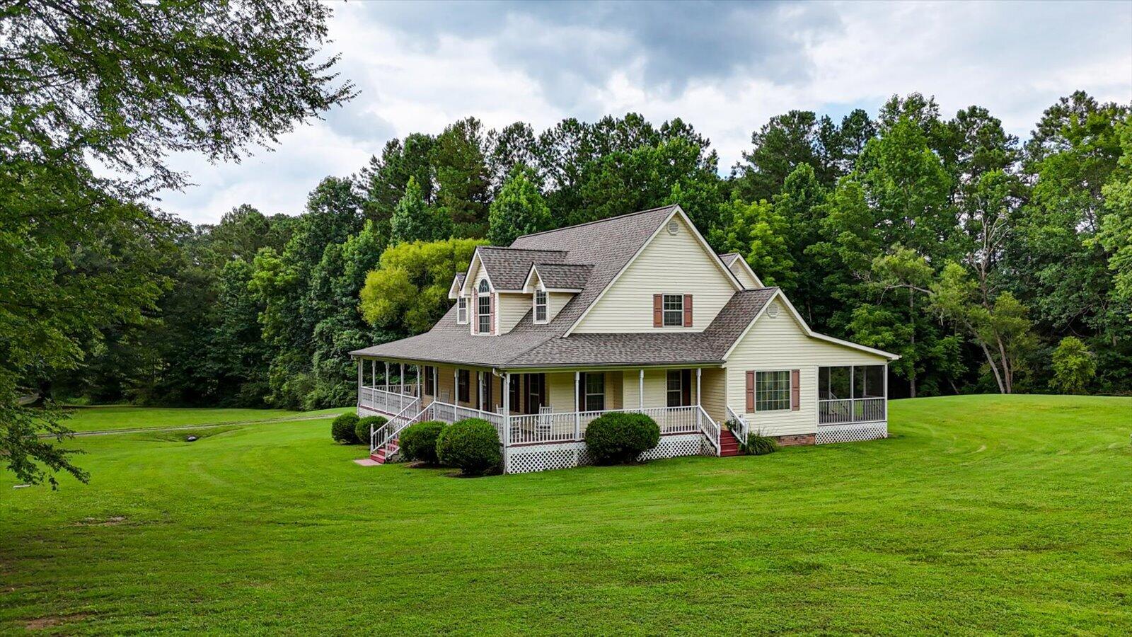 135 Mcdonough Road — photo