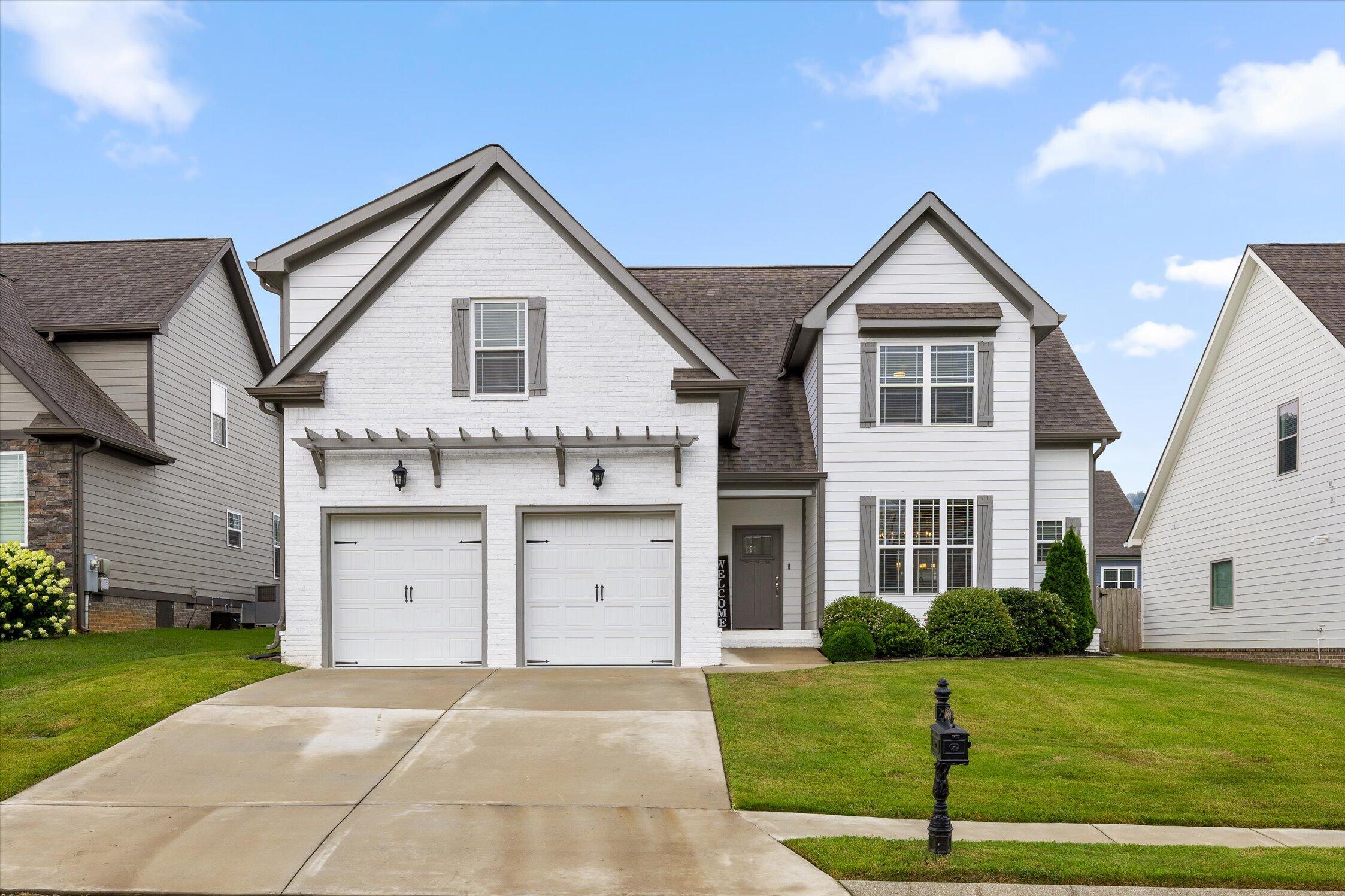 8889 Silver Maple Drive — photo