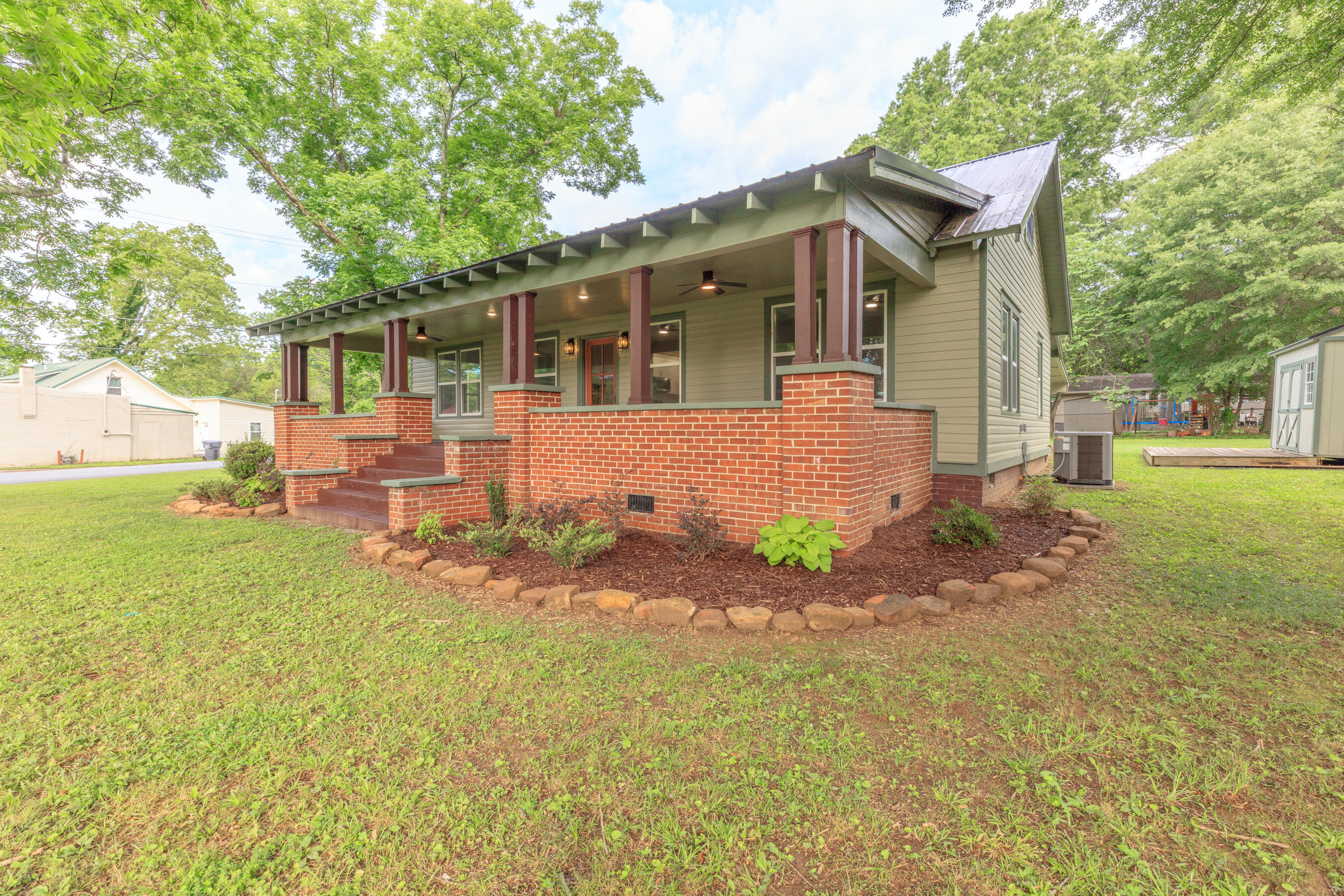 912 S Chattanooga Street — photo