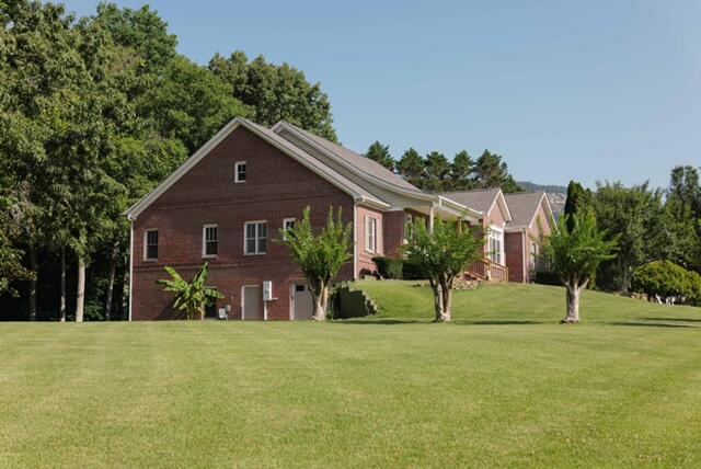 134 Spring Lake Drive — photo