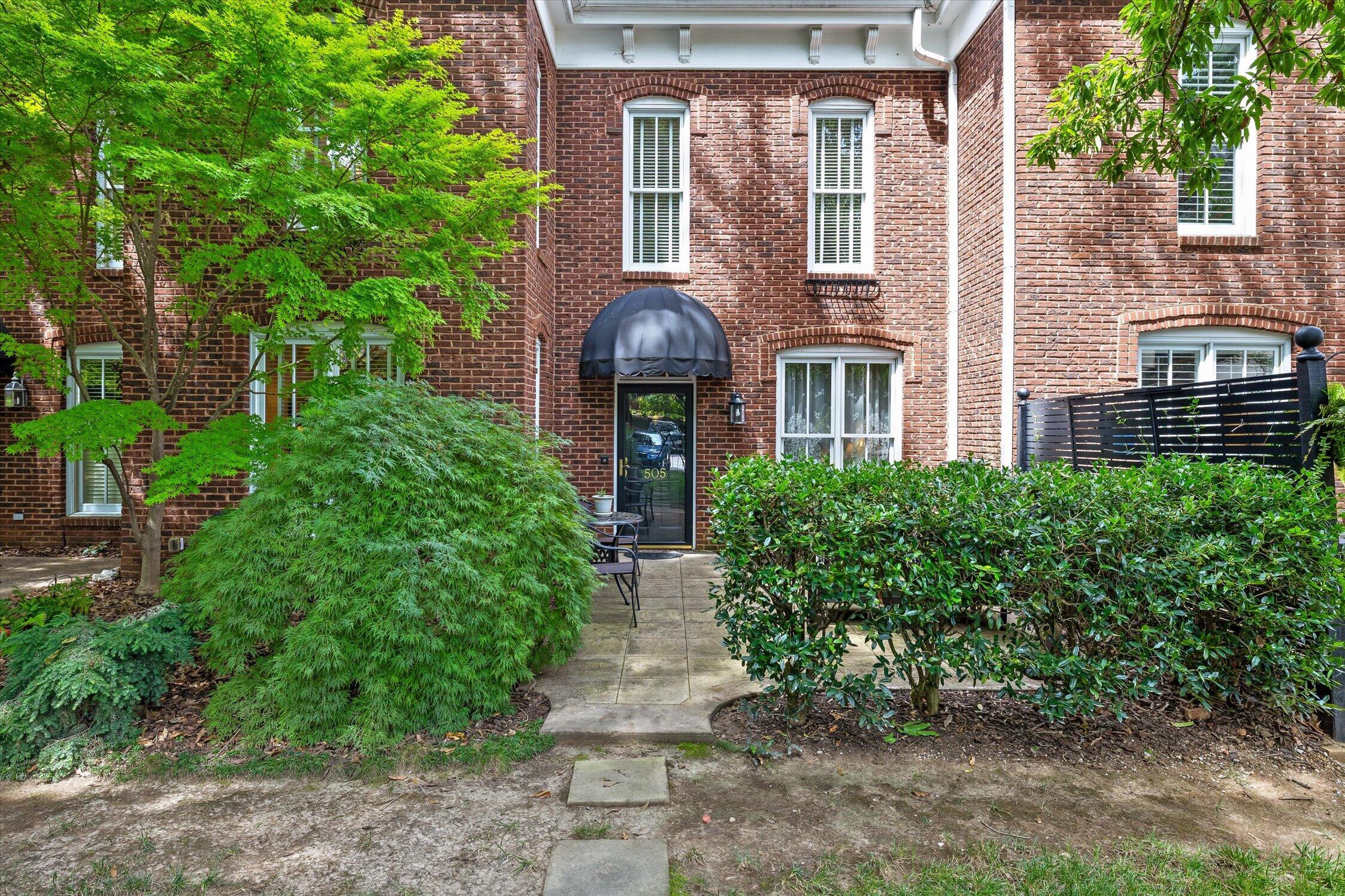 505 Lindsay Court — photo