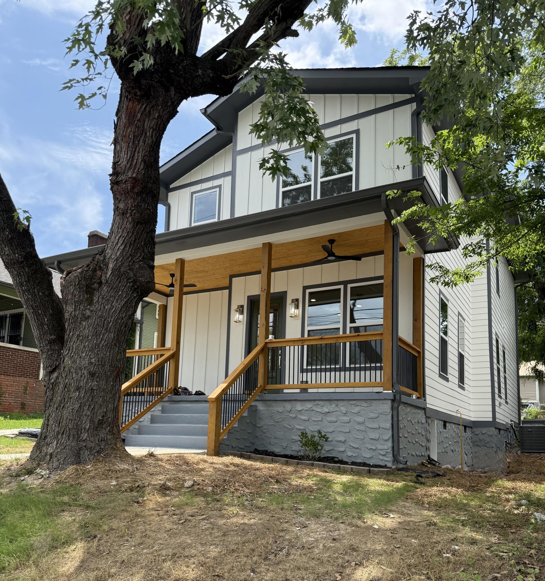 1308 Duncan Avenue — photo