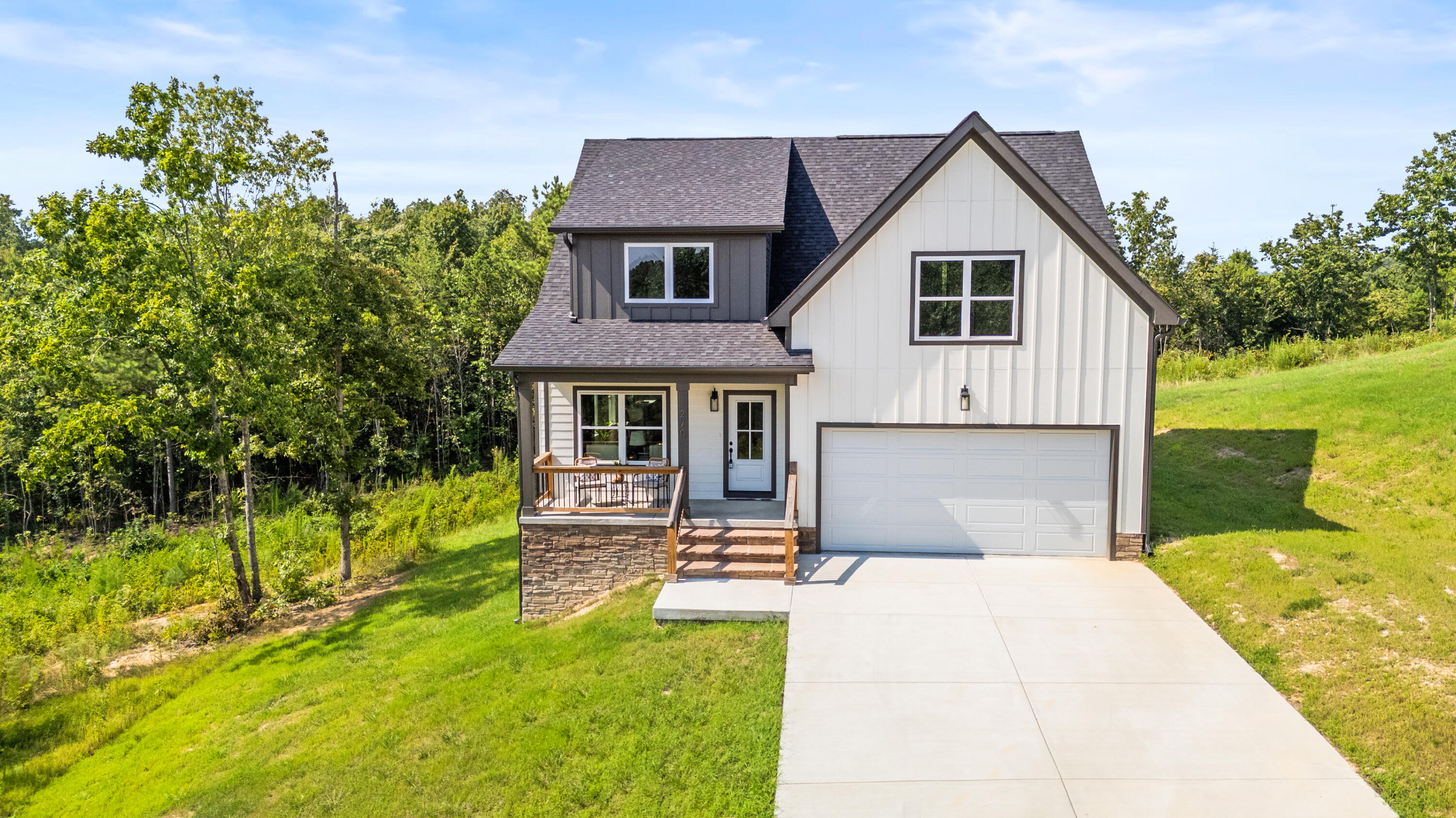 270 Cascade Drive — photo