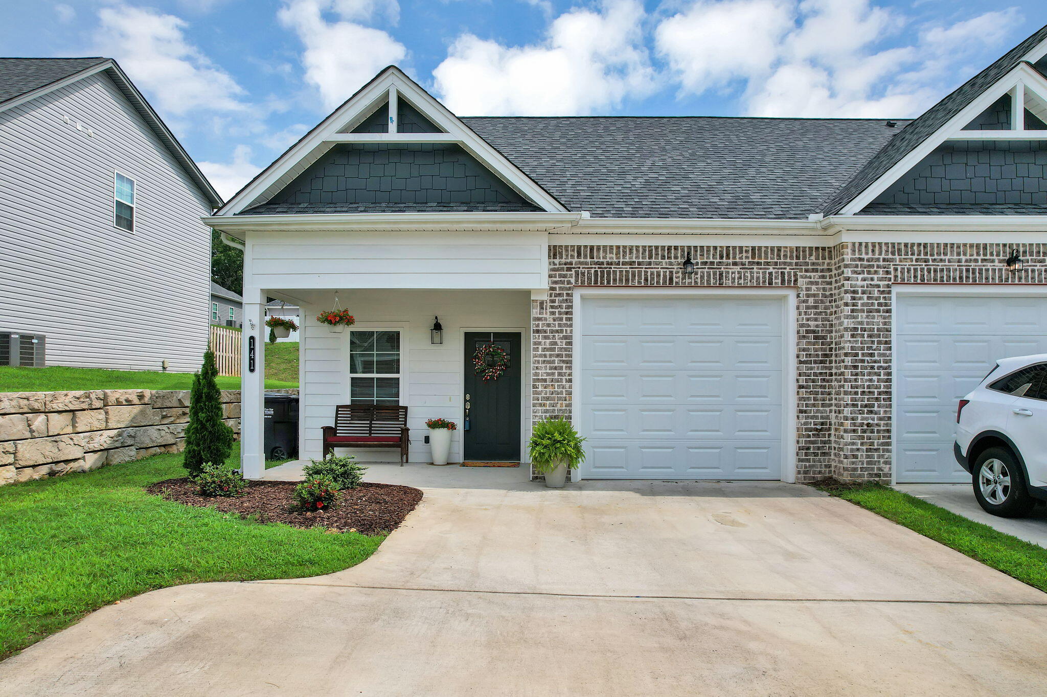 141 Bellingham Cove NE — photo