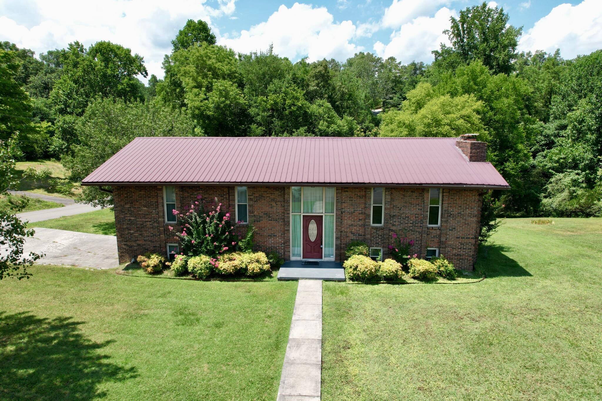 111 Hutton Court — photo