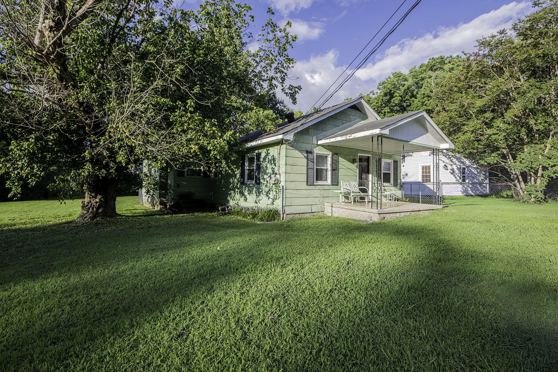 5807 Clover Street — photo
