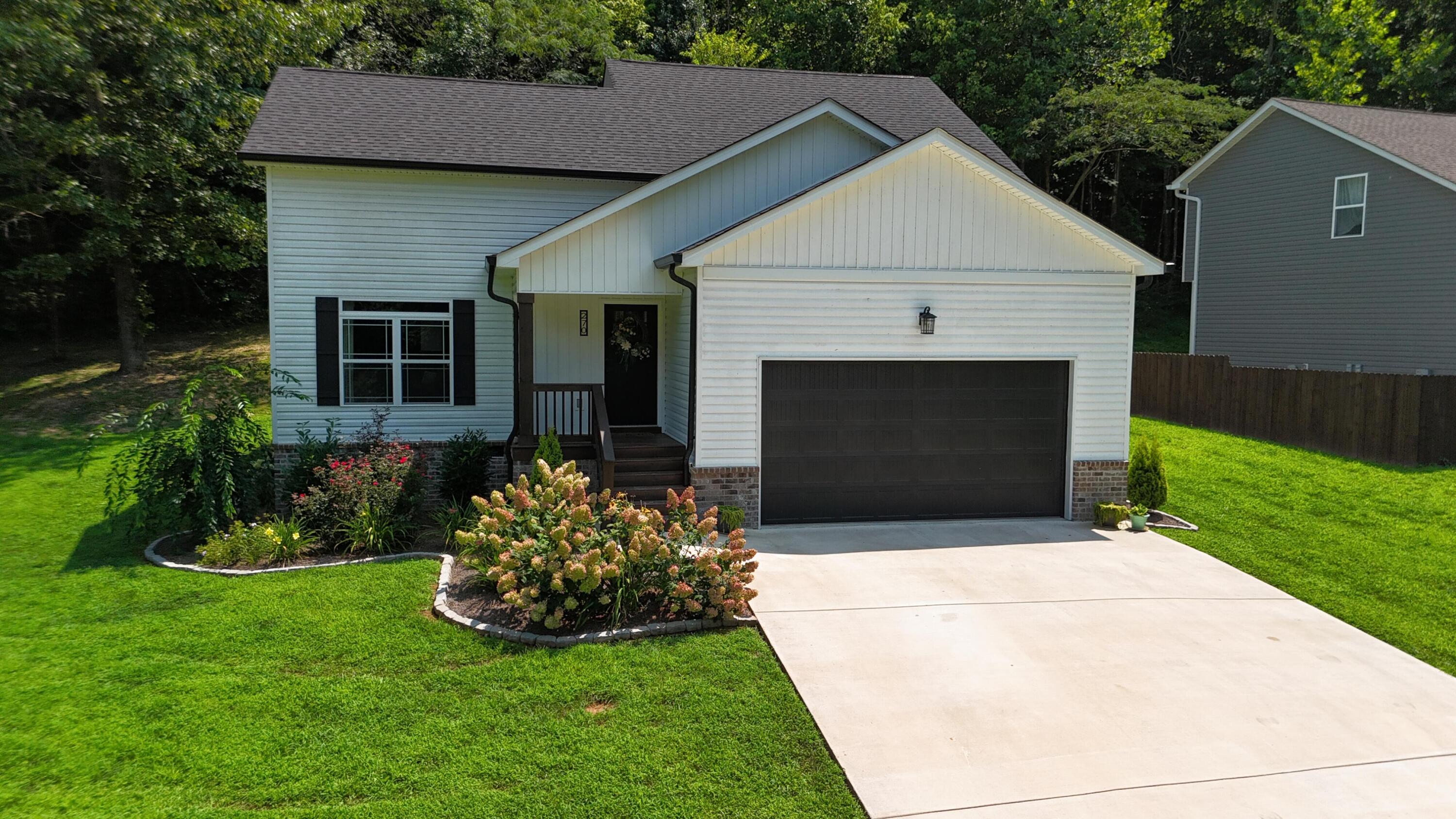 270 Hartman Circle — photo