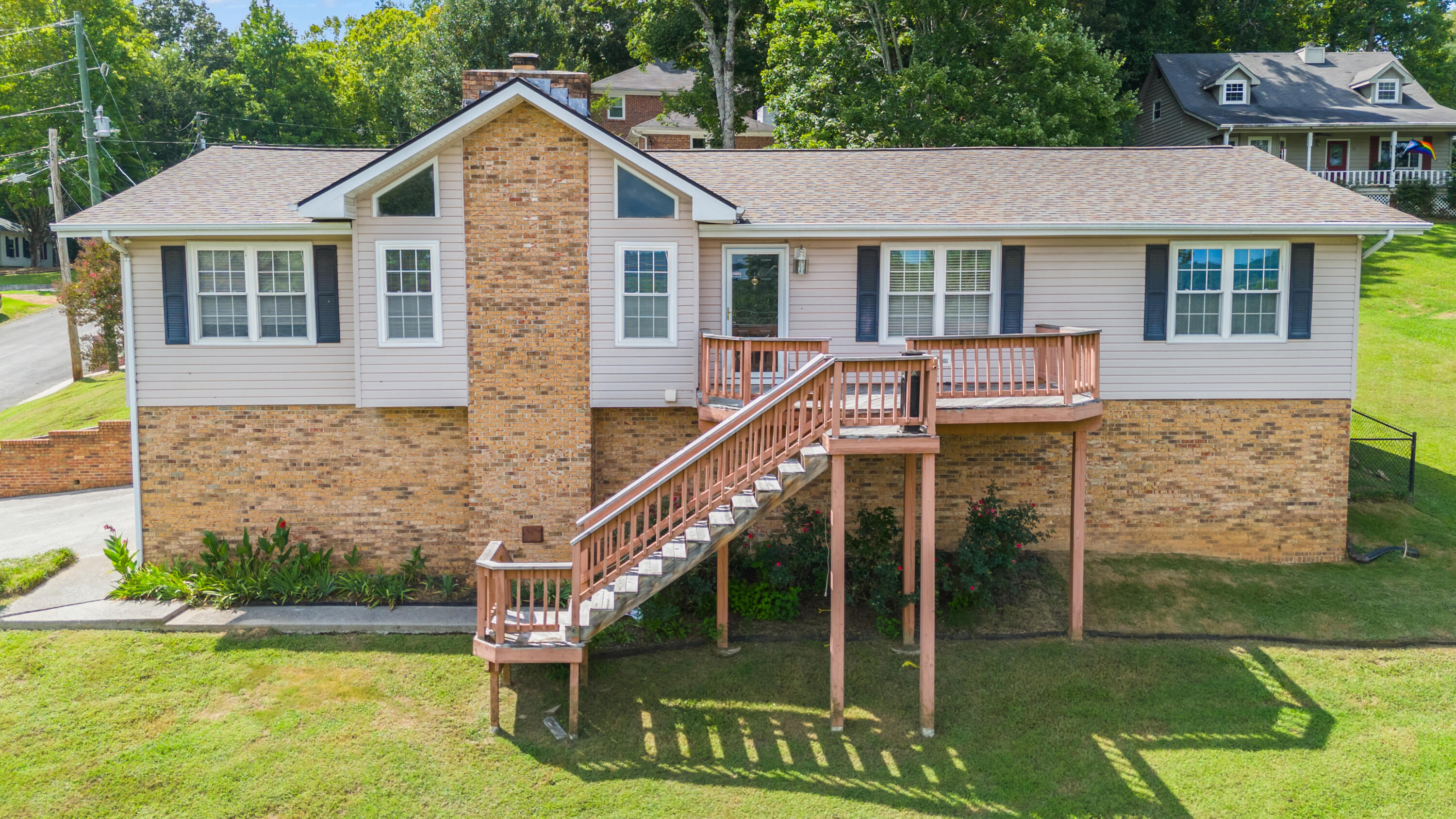 440 Dailey Hill Circle — photo