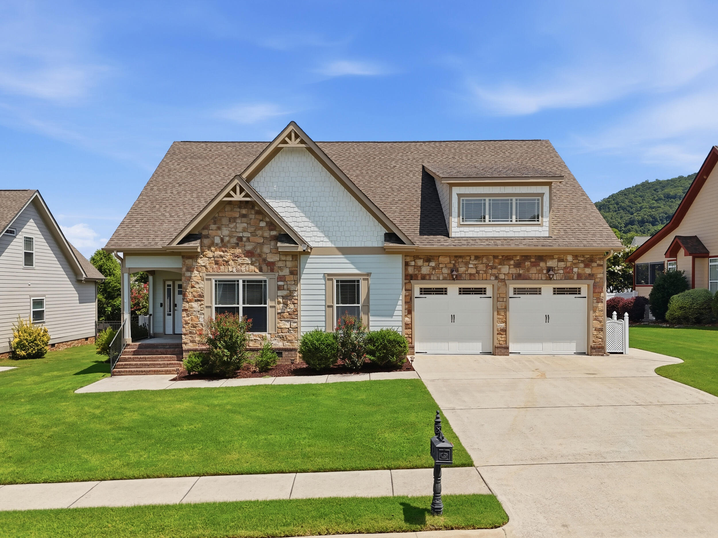 8498 Deer Run Circle — photo