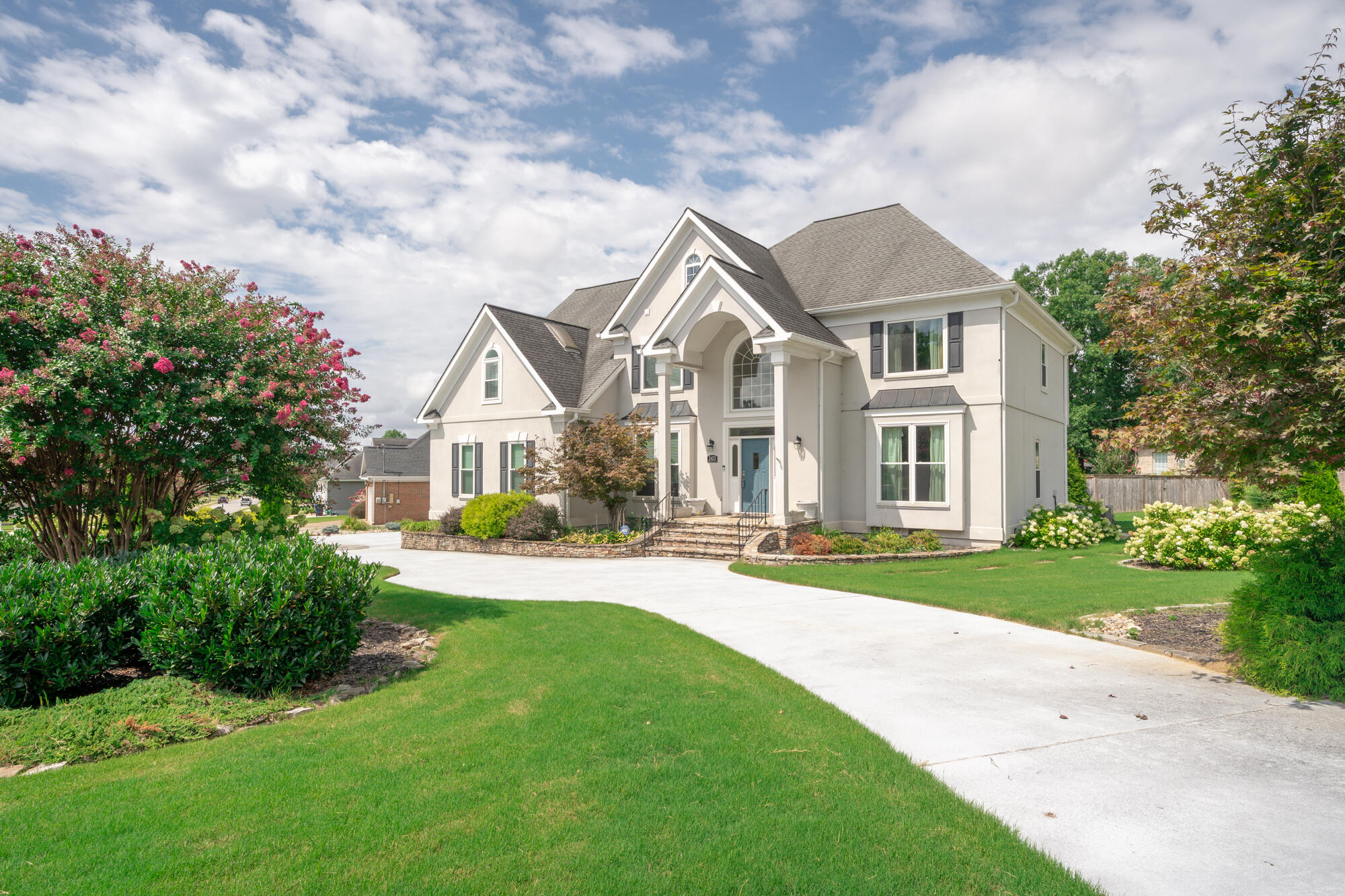 2421 Laurelton Creek Lane — photo