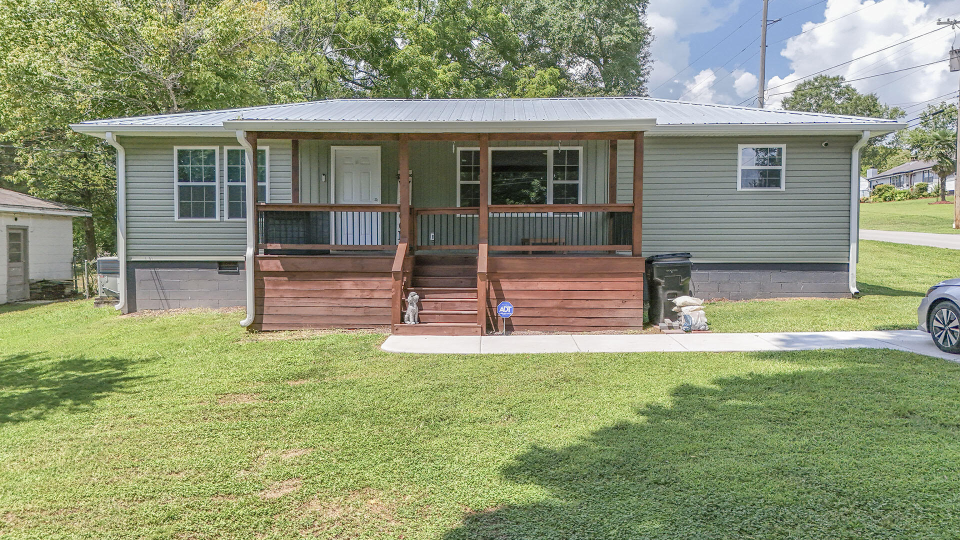 14 Yucca Drive — photo