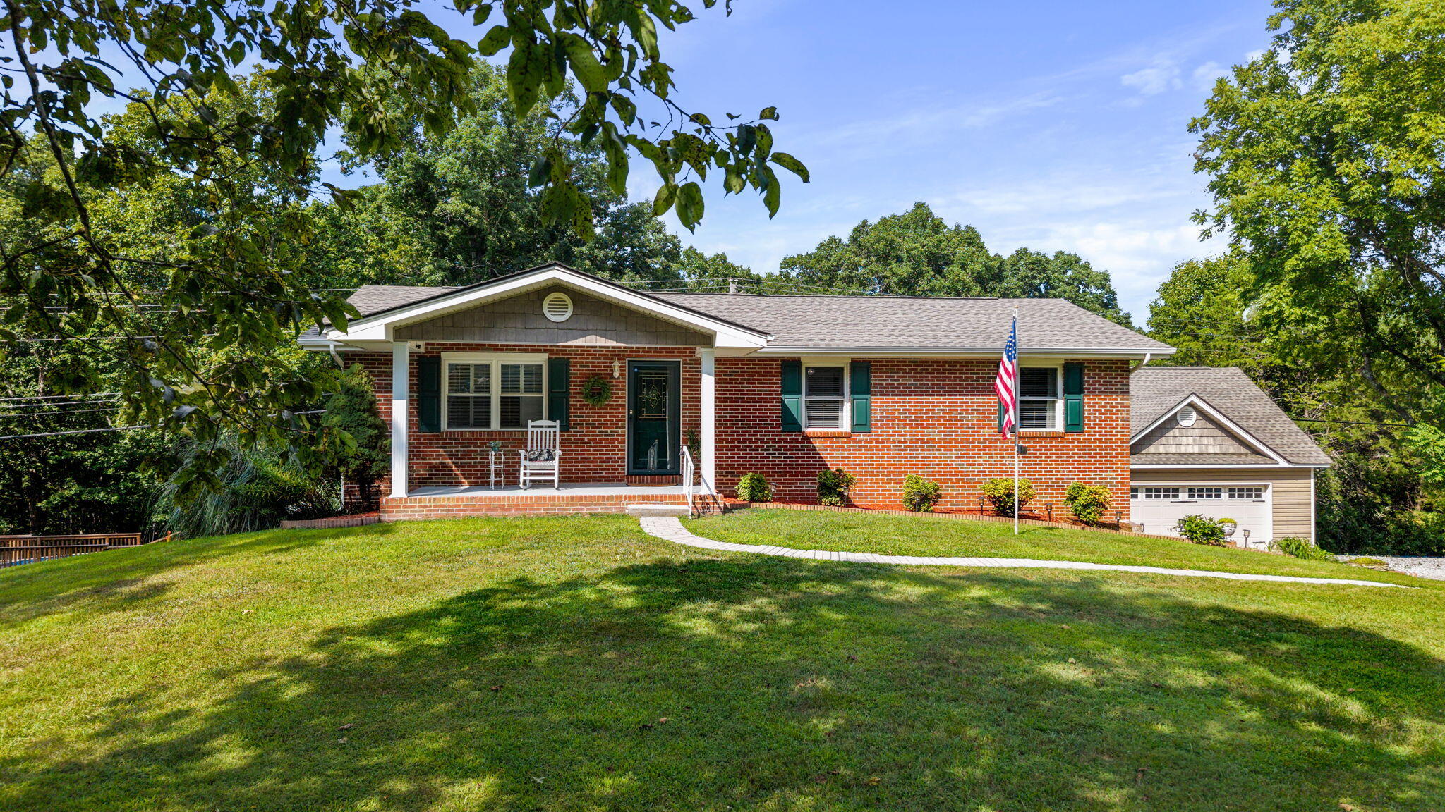 4805 Johnson Road — photo