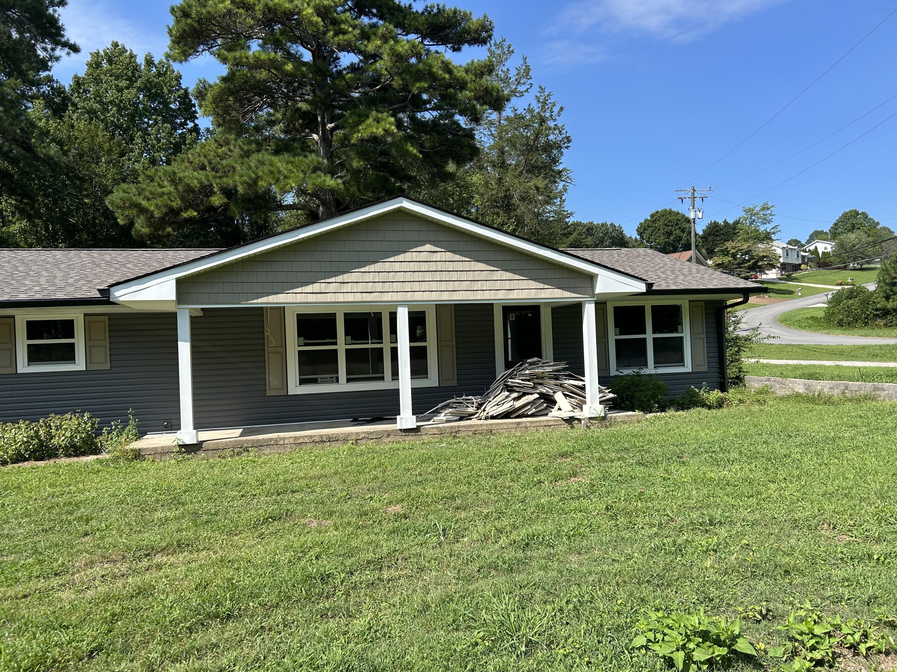 1610 Johnson Road — photo