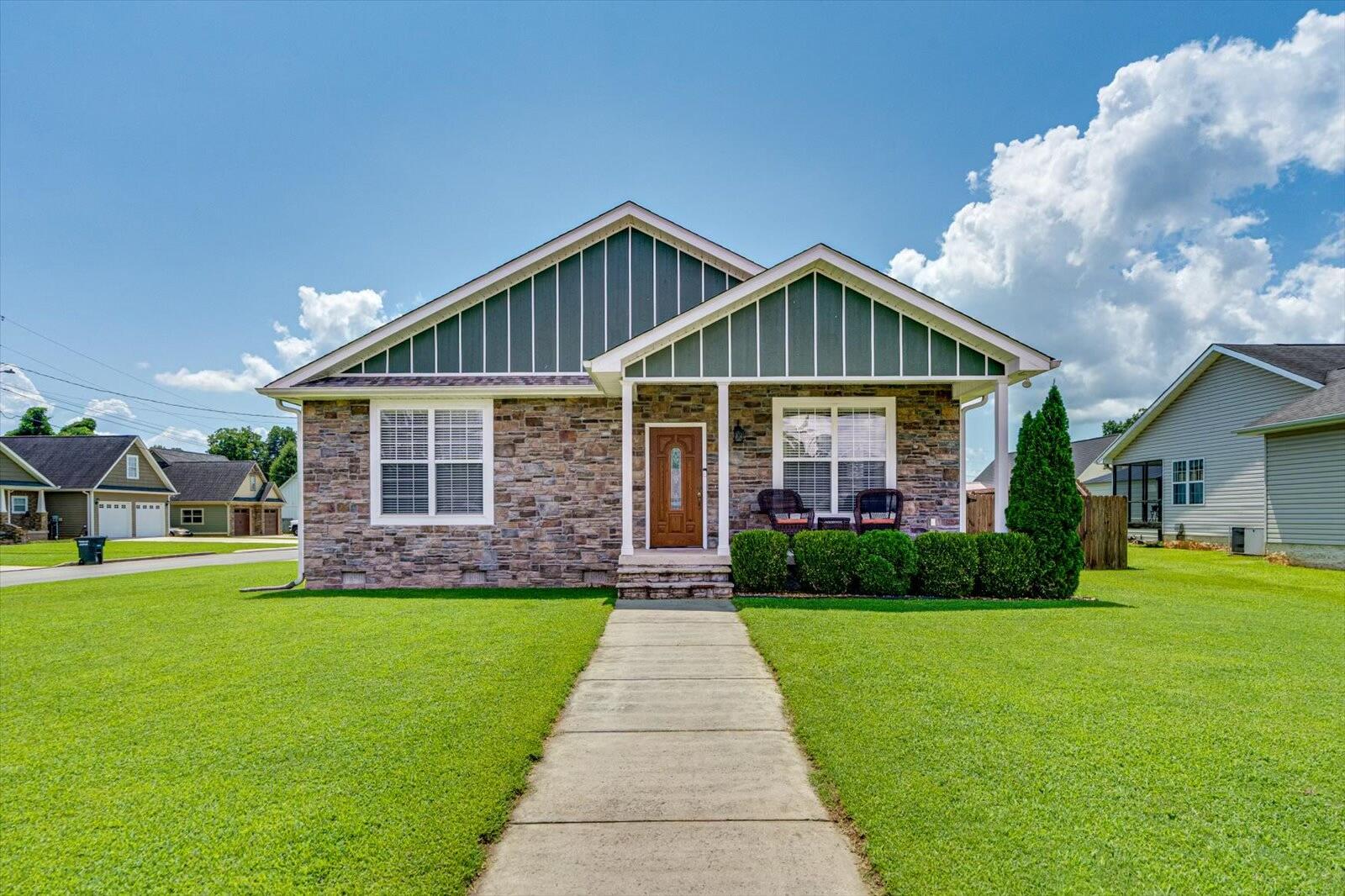 317 Wilson Court — photo