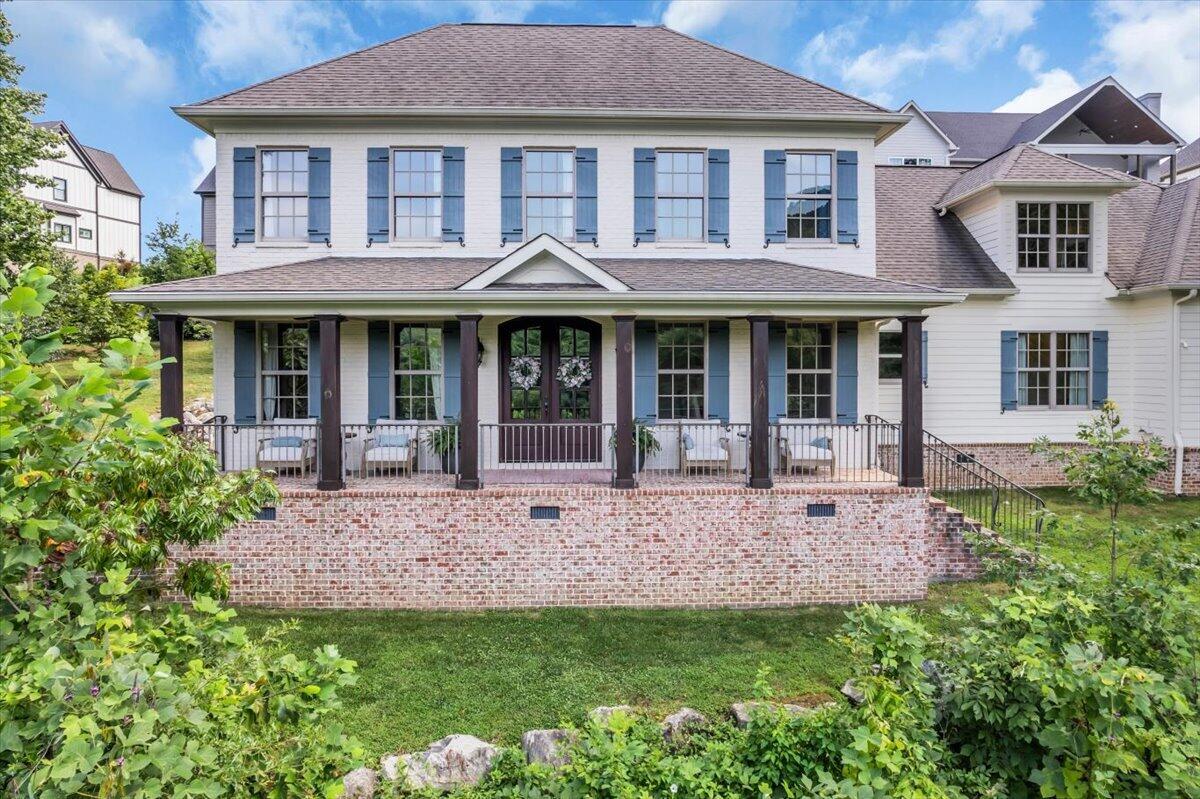 586 Kestrel Lane — photo