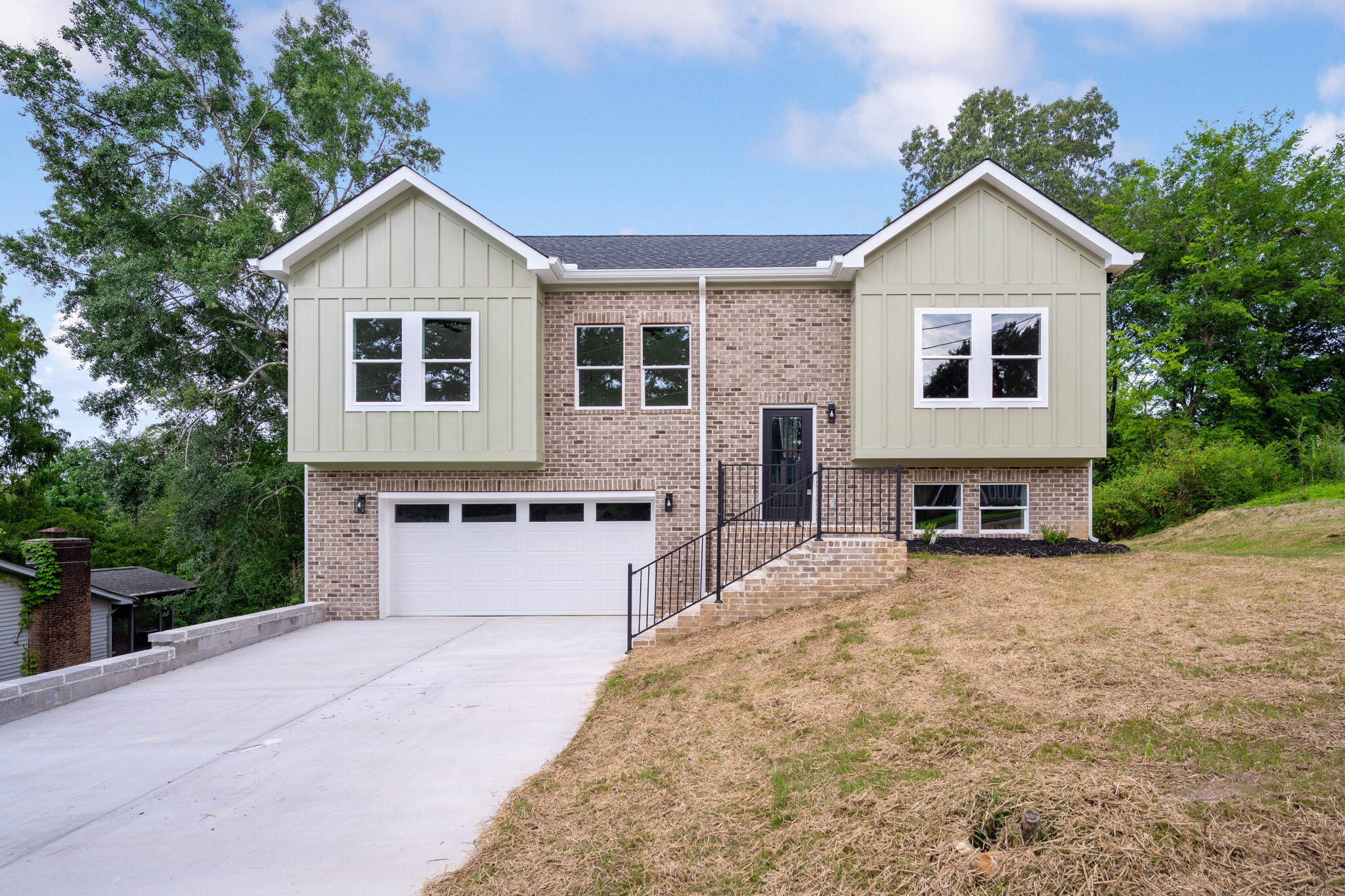 414 Peyton Drive — photo