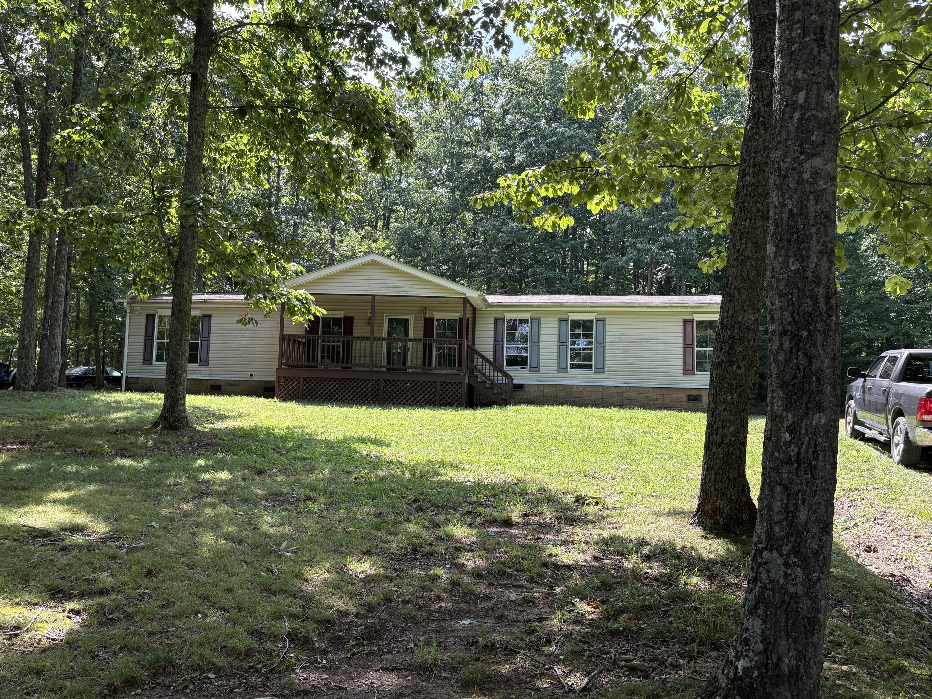 447 Shadowland Drive — photo