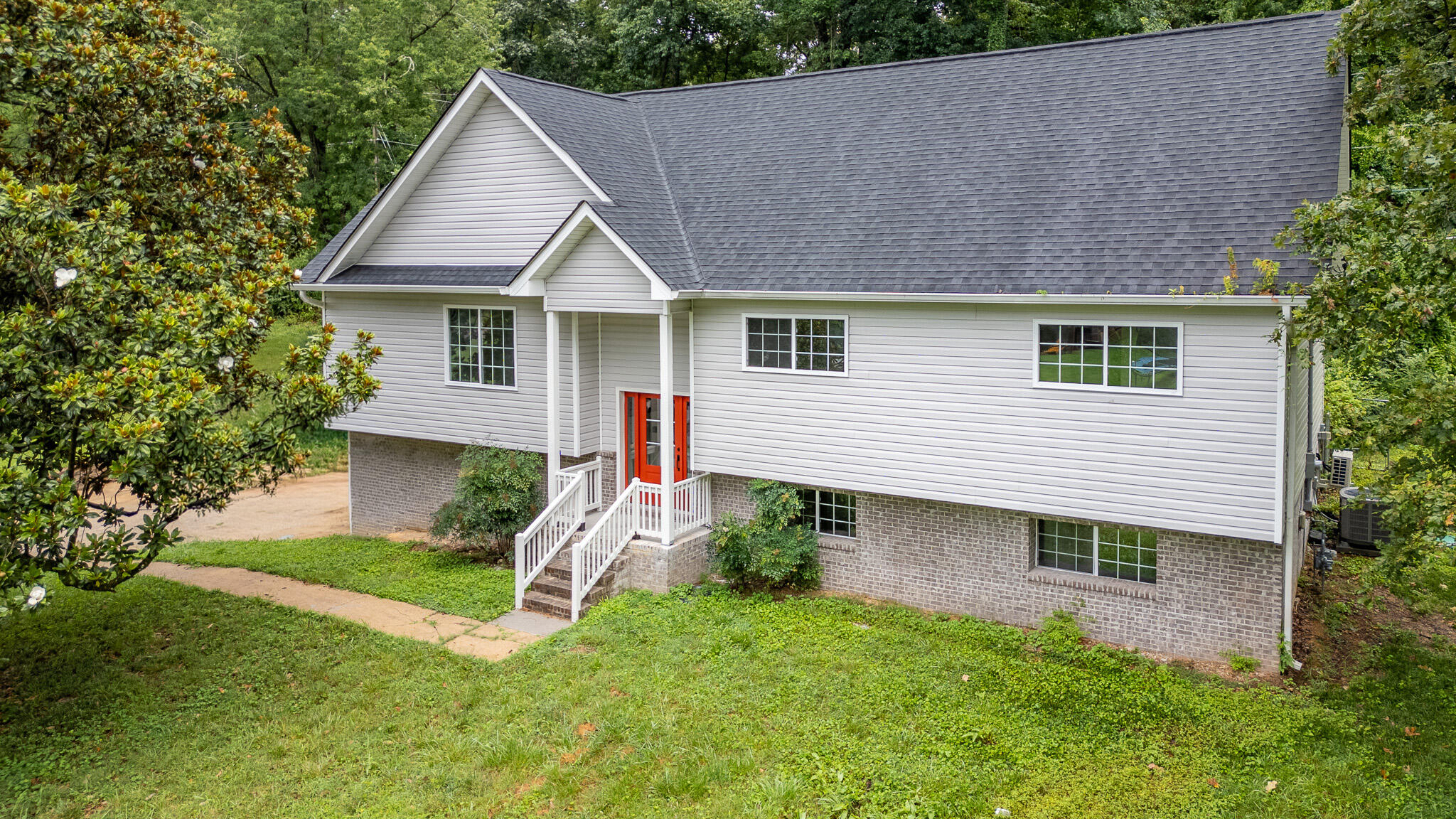 9112 Villagewood Drive — photo