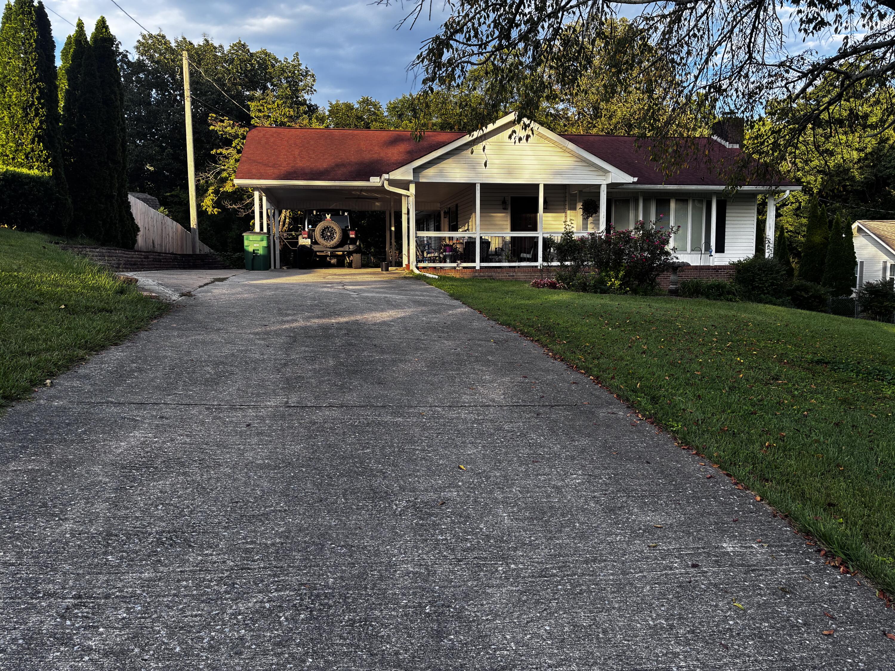 49 Hickory Hill Lane — photo