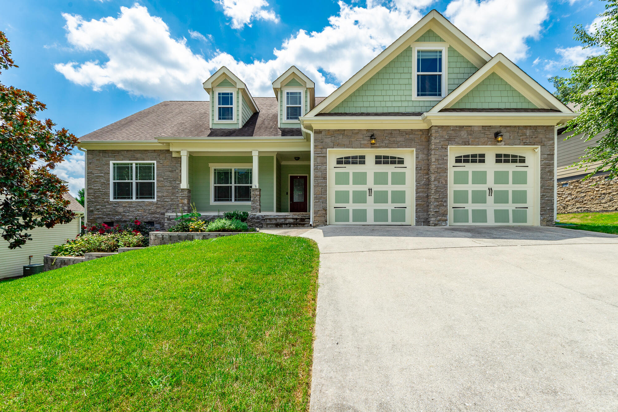 604 Kailors Cove Circle — photo