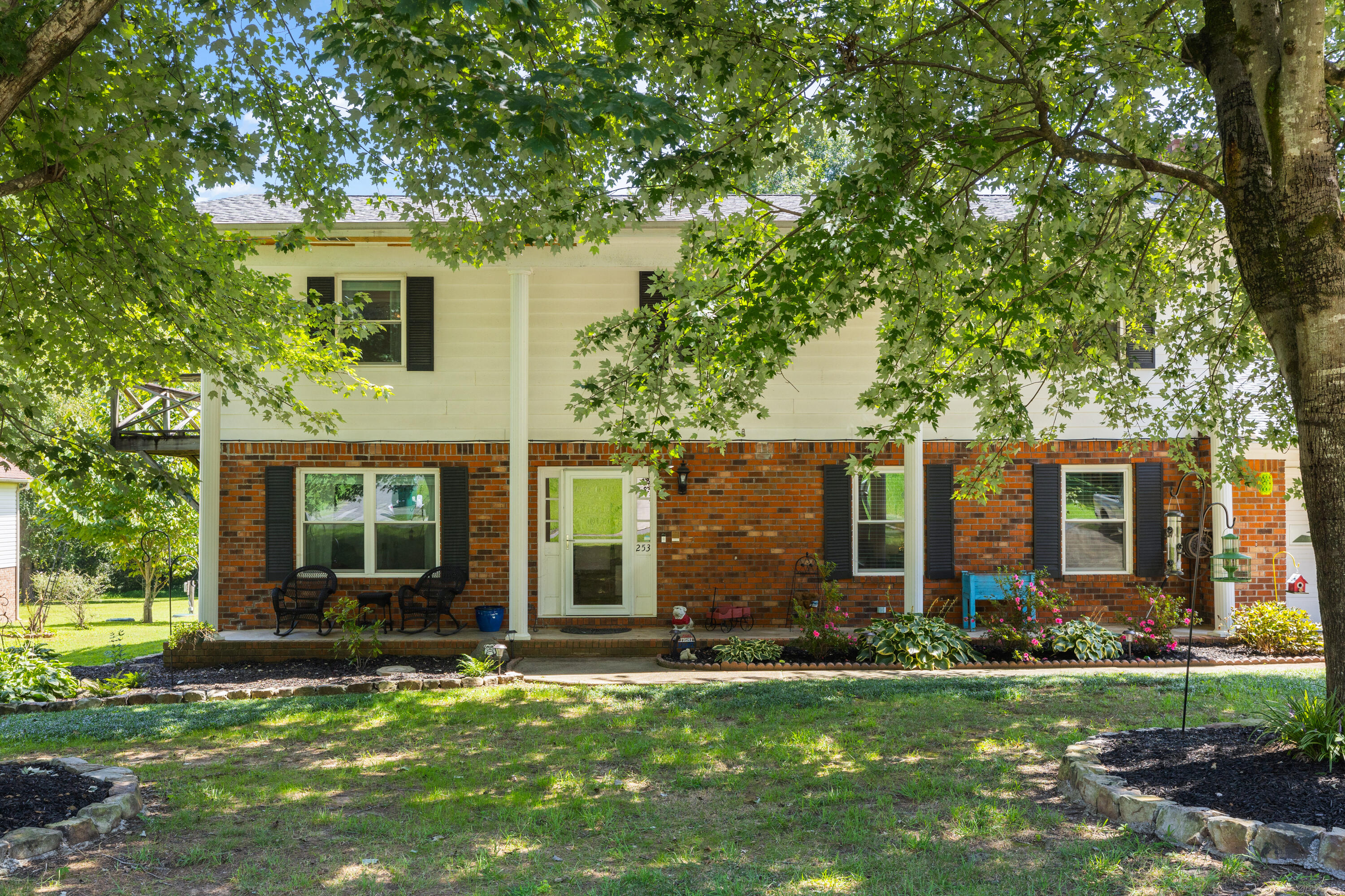 253 Dailey Hill Circle — photo