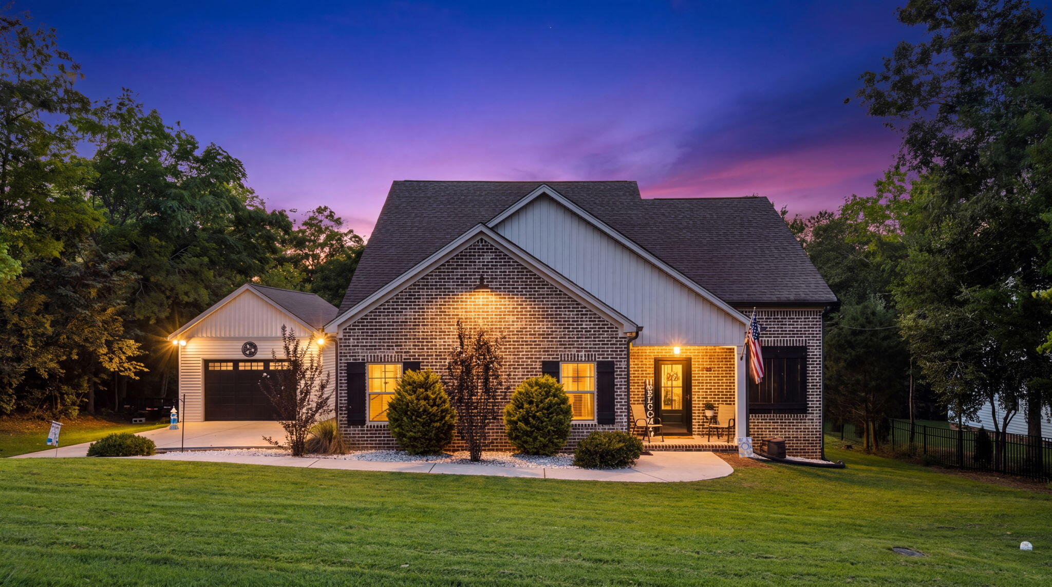 3009 Highland Drive NE — photo