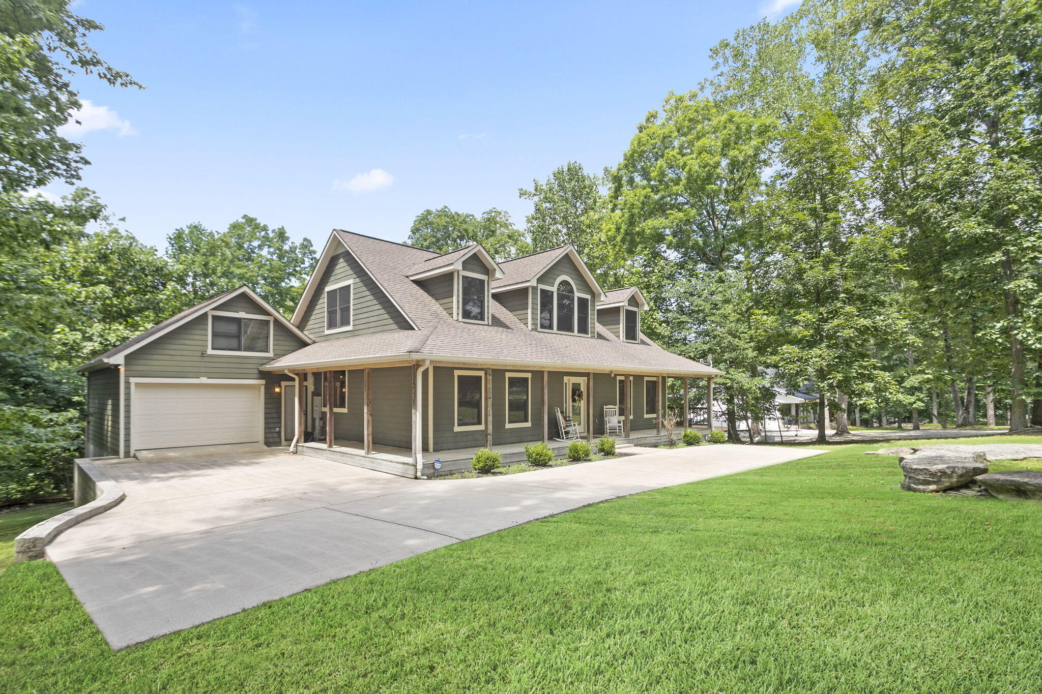 115 Long Point Drive — photo