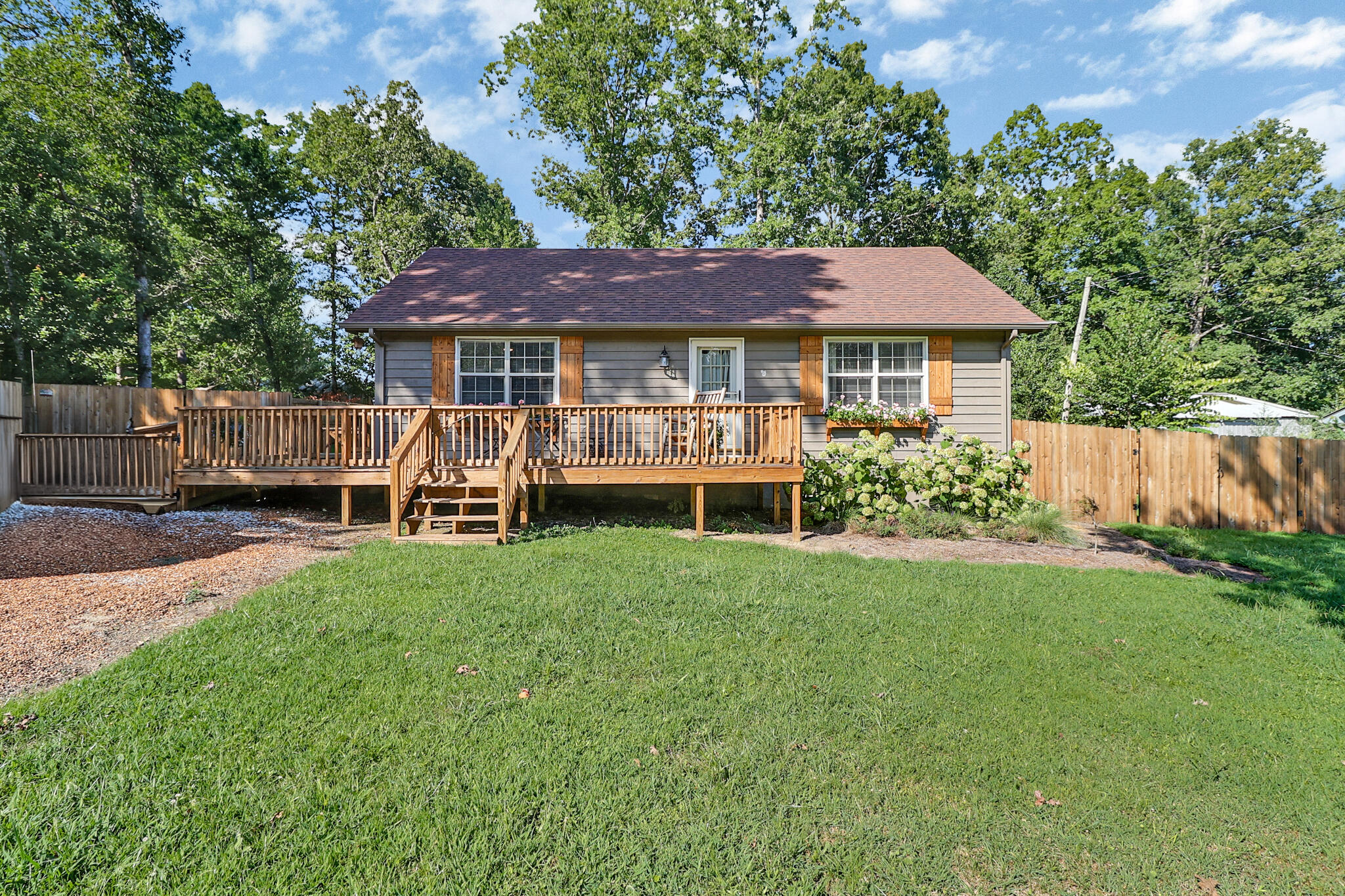 335 Bob White Drive — photo