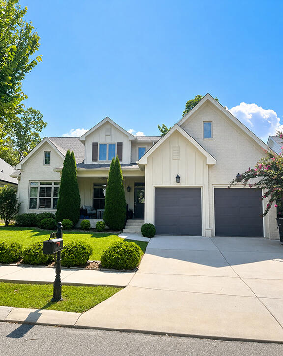555 Alston Drive — photo